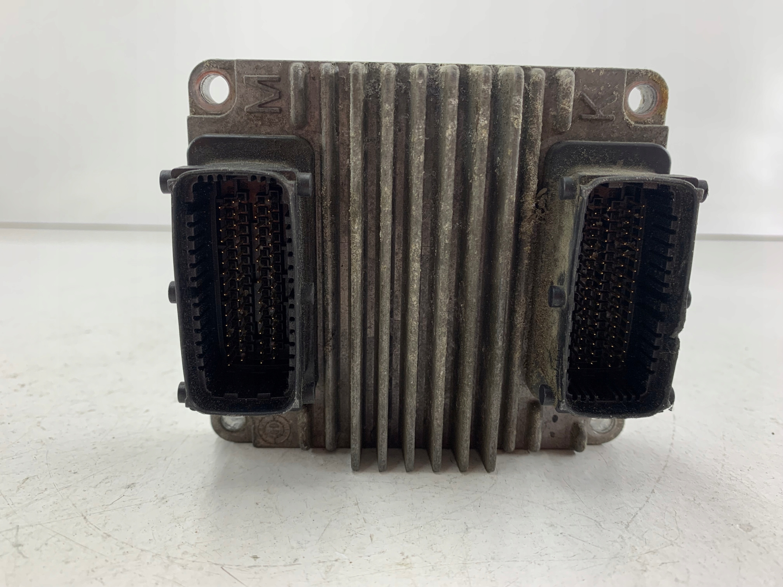 DAEWOO REZZO 2.0 kompjuter računalo motora 09388049