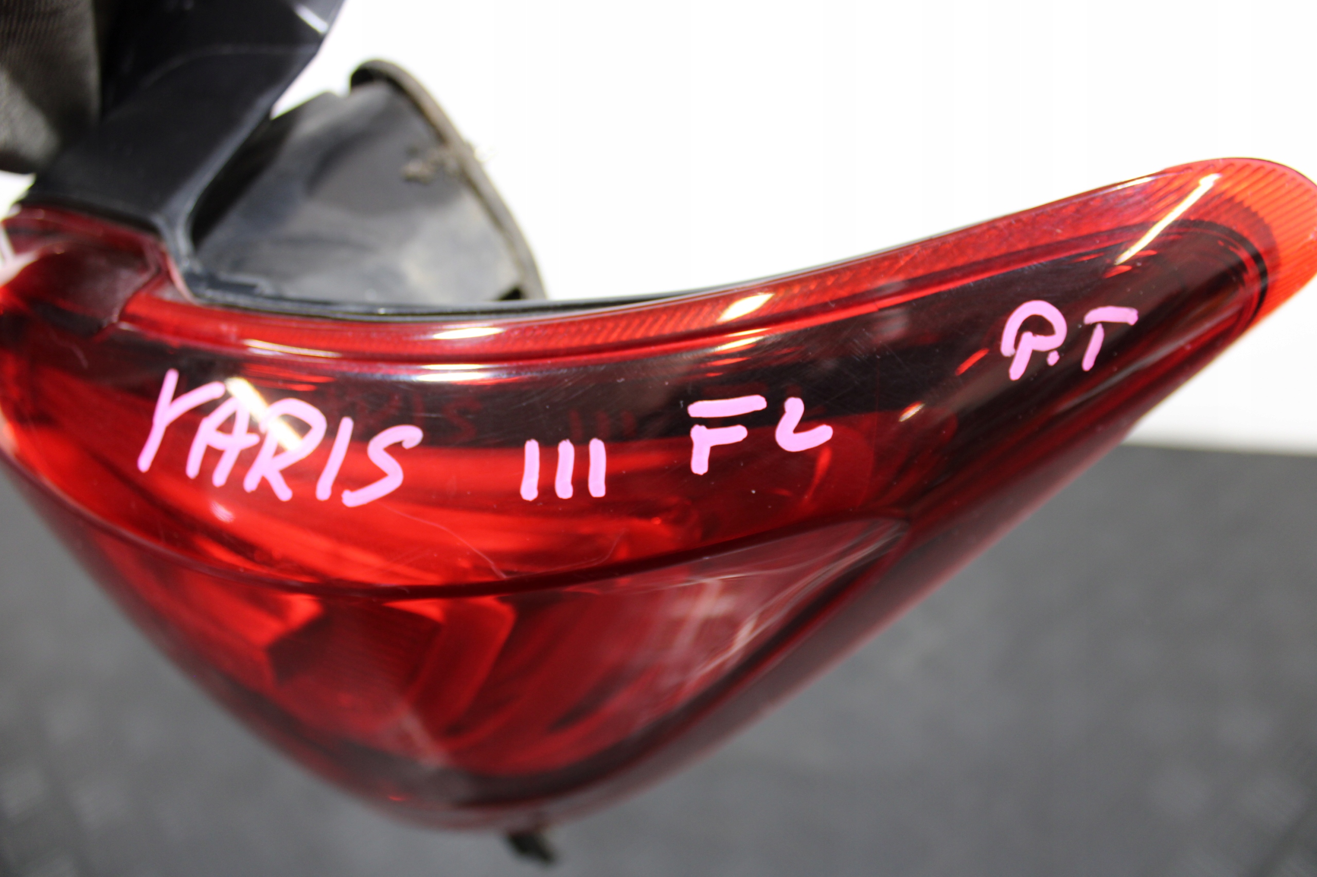 light right rear part LED TOYOTA YARIS III 3 LIFT