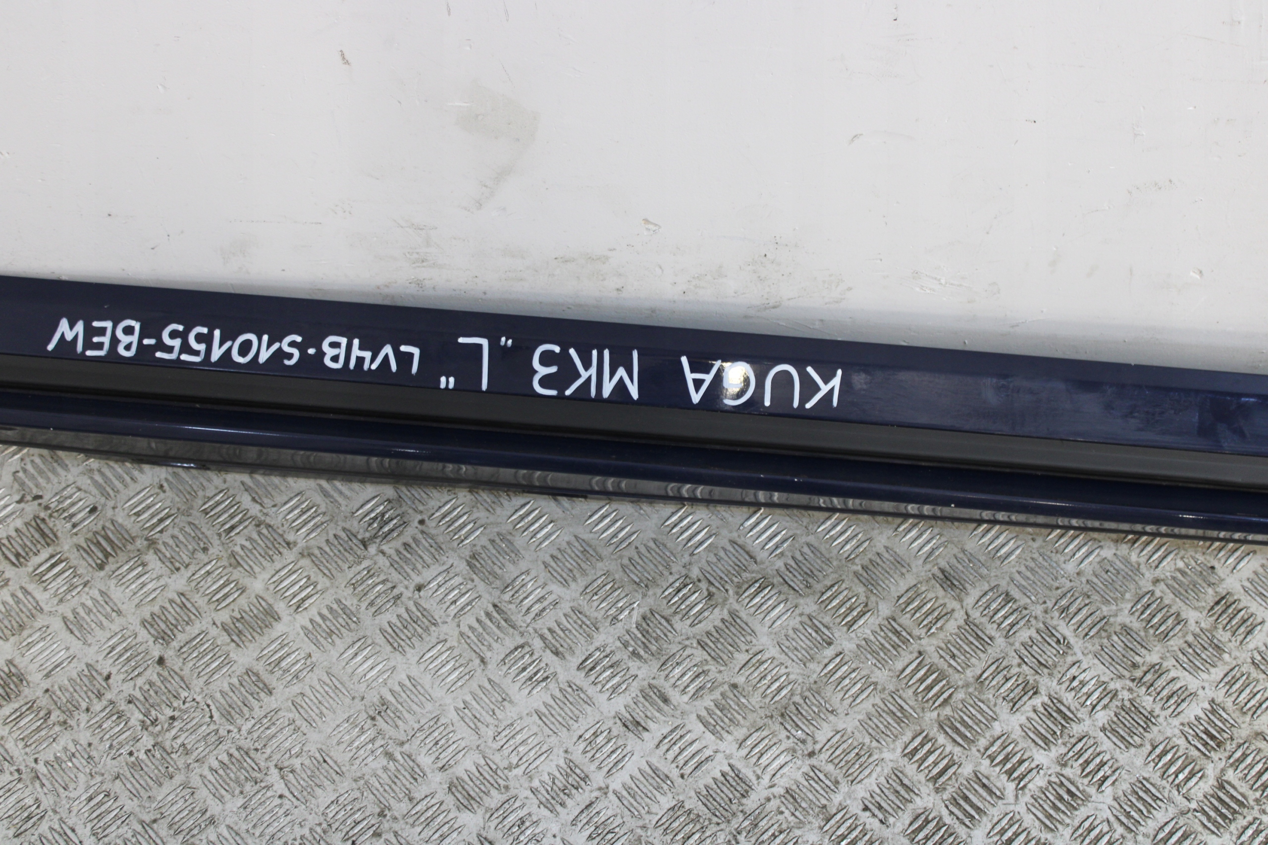 cap threshold threshold left FORD KUGA MK3 ST-LINE LV4B-S10155-BEW
