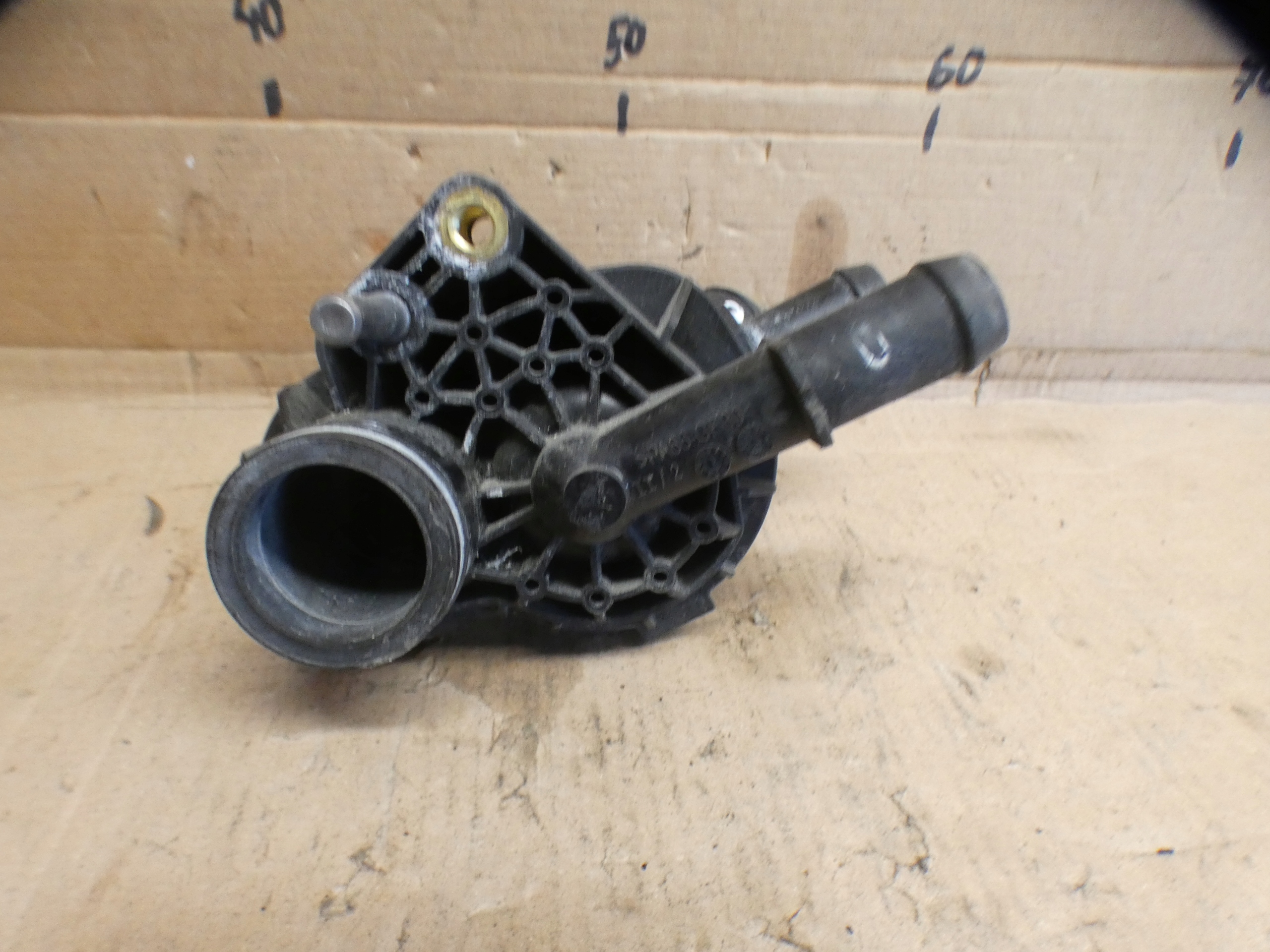 Scatola termostato FORD ESCAPE MK4 1.5 EB