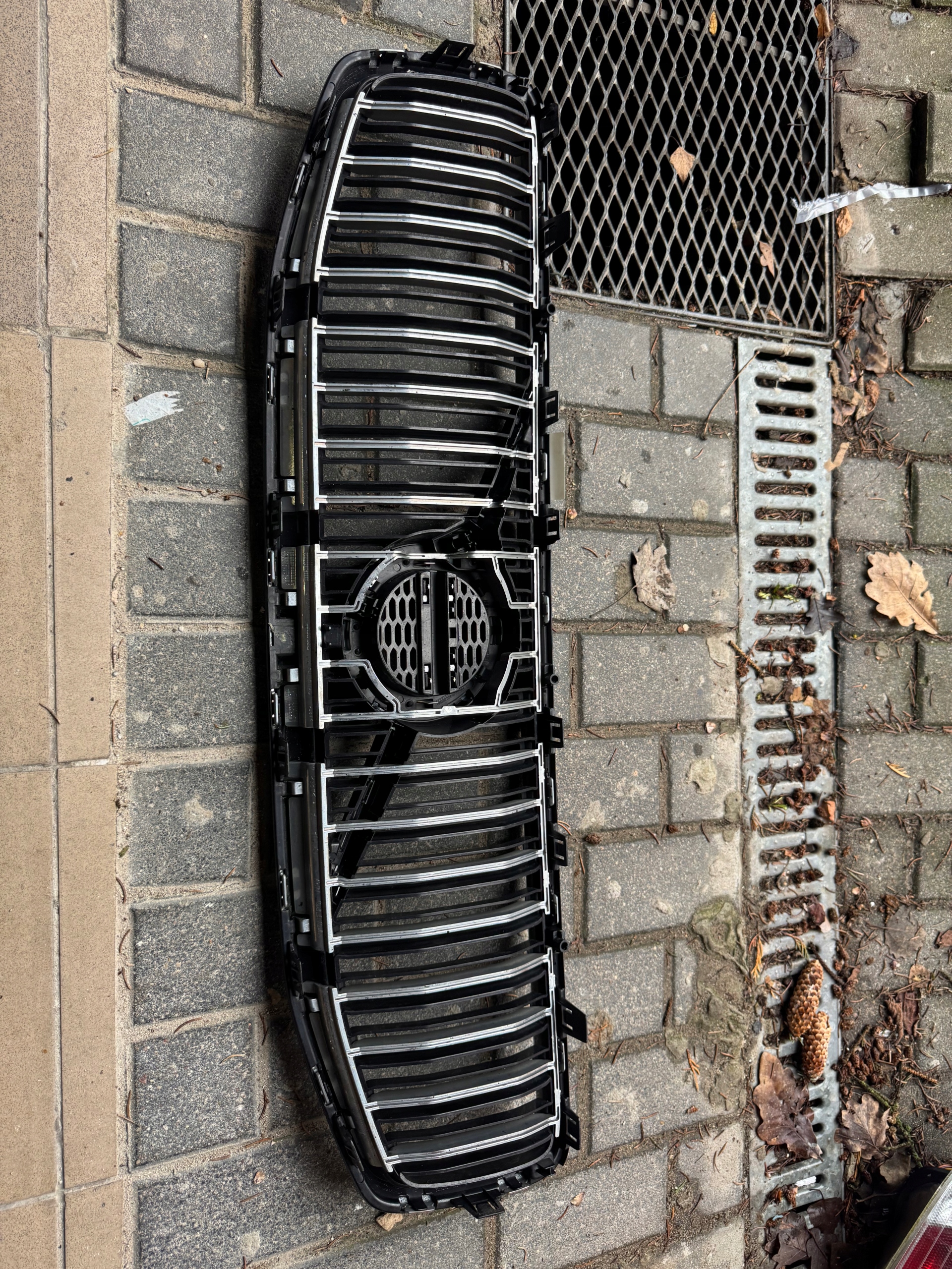 Volvo S60/V60 S60 Kühlergrill FRONTGRILL Kühlergitter - Thumbnail 4
