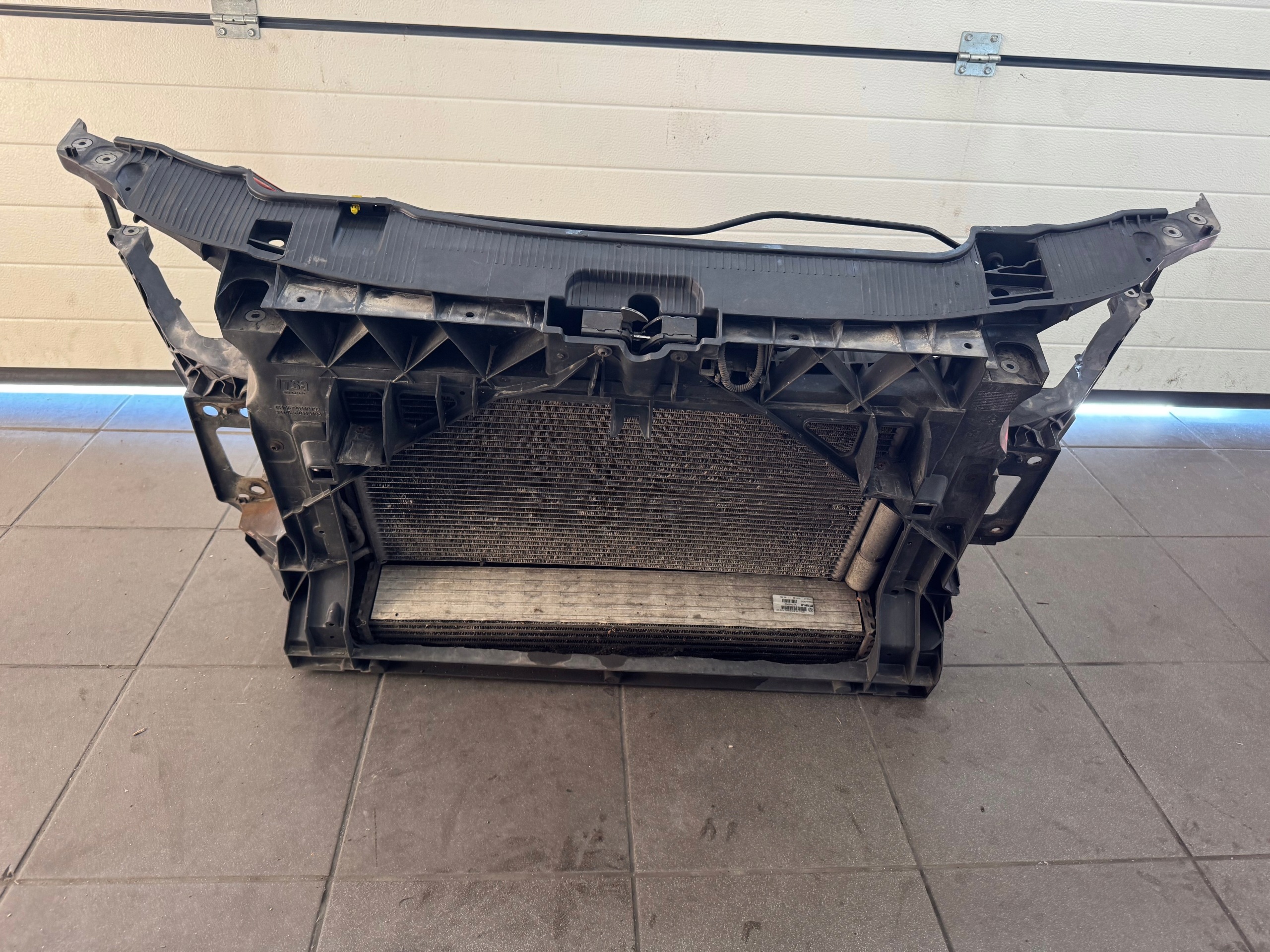 bar, wall front IBIZA IV 6J FR 2.0 TDI CHF radiator KOMPLET