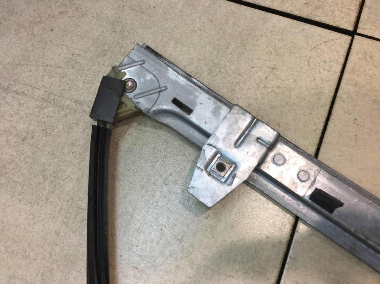 window regulator right front XSARA PICASSO 0130821900