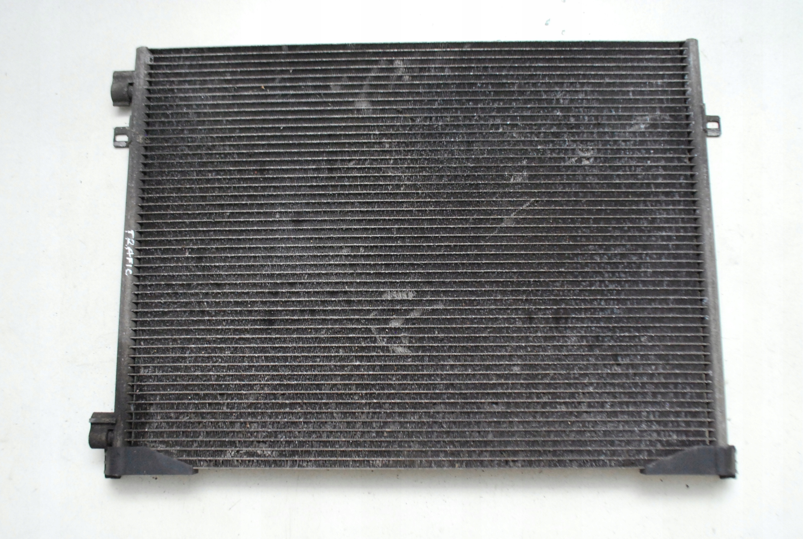 8200465490 - Радіатор кондиціонера RENAULT TRAFIC vivaro 2.0 dc