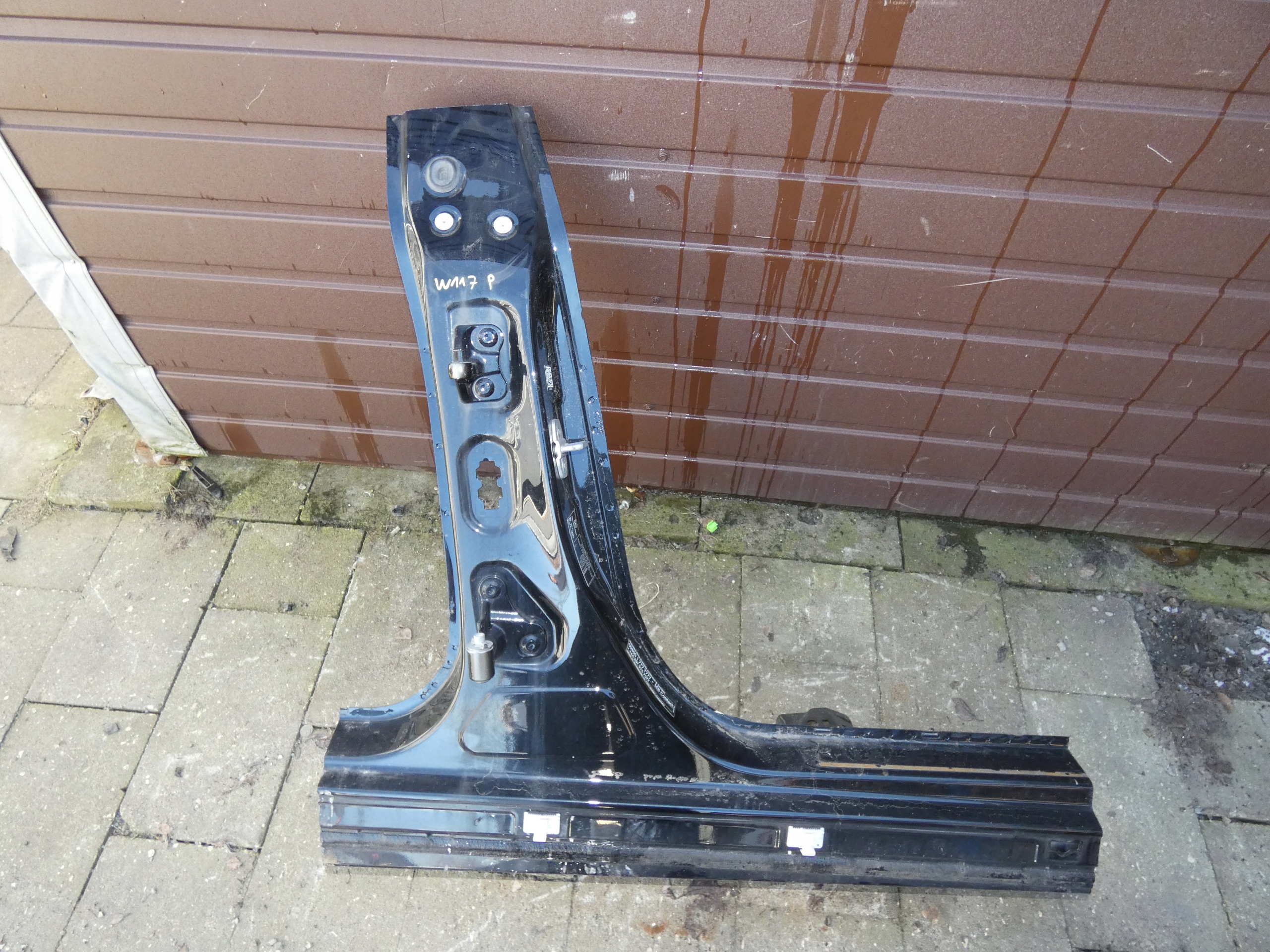 MERCEDES CLA W117 pillar central right quarter