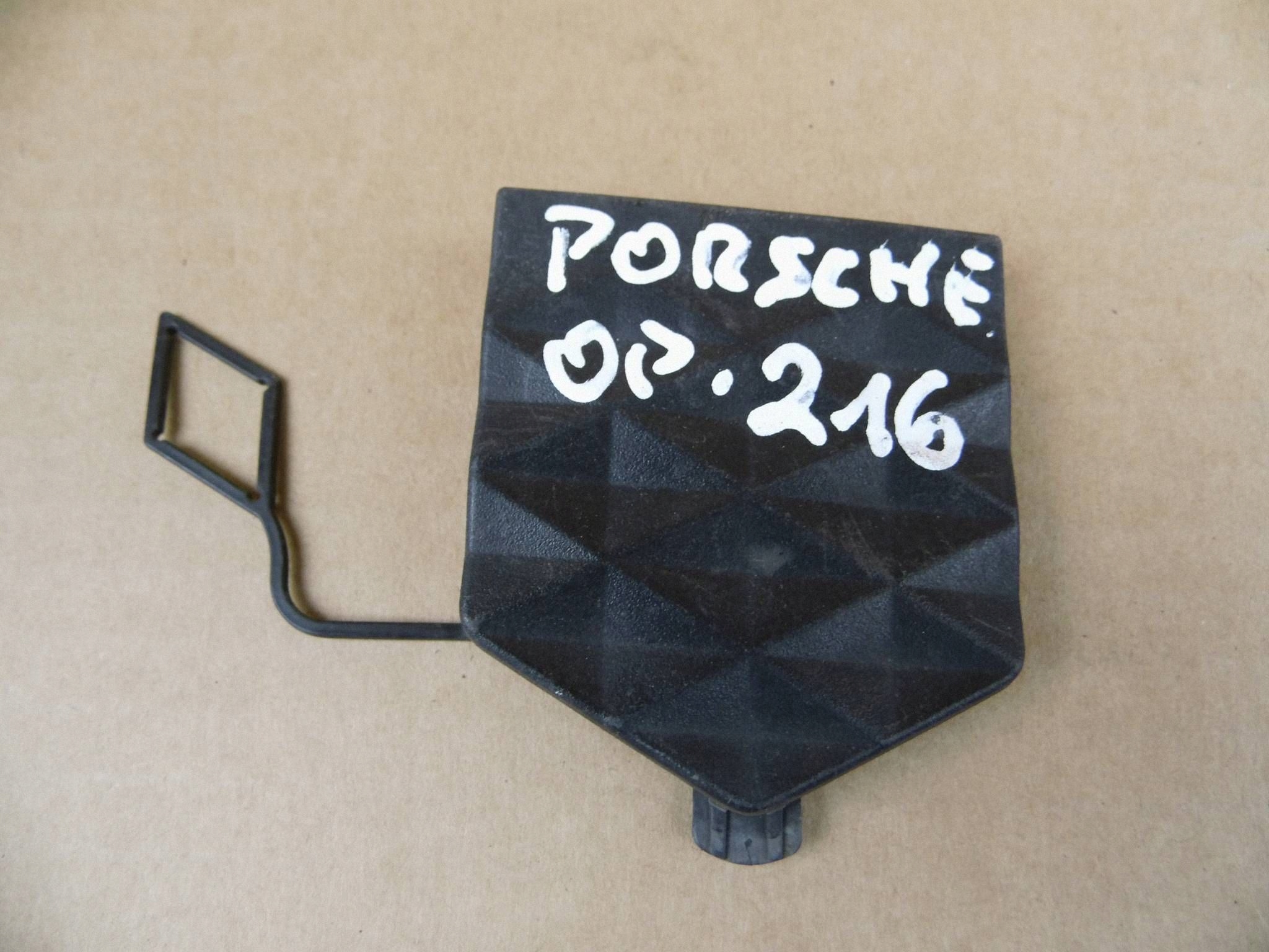 Porsche Macan 2021+ LIFT towing hook cap of a bumper front front