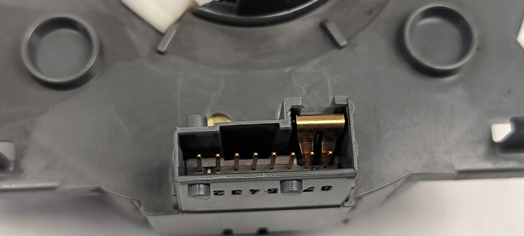 ring ZWIJAK 90588757 OPEL ASTRA II G