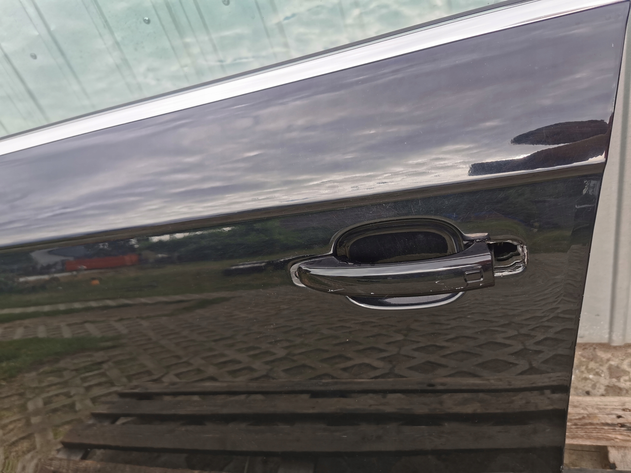 Drzwi lewy przód Audi A4 B8 LY9B Producent części Audi