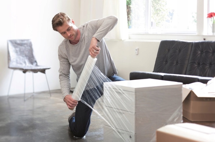 FOLIA STRETCH 3 KG TRANSPARENT BEZBARWNA STRECZ Waga tuby 0.8 kg