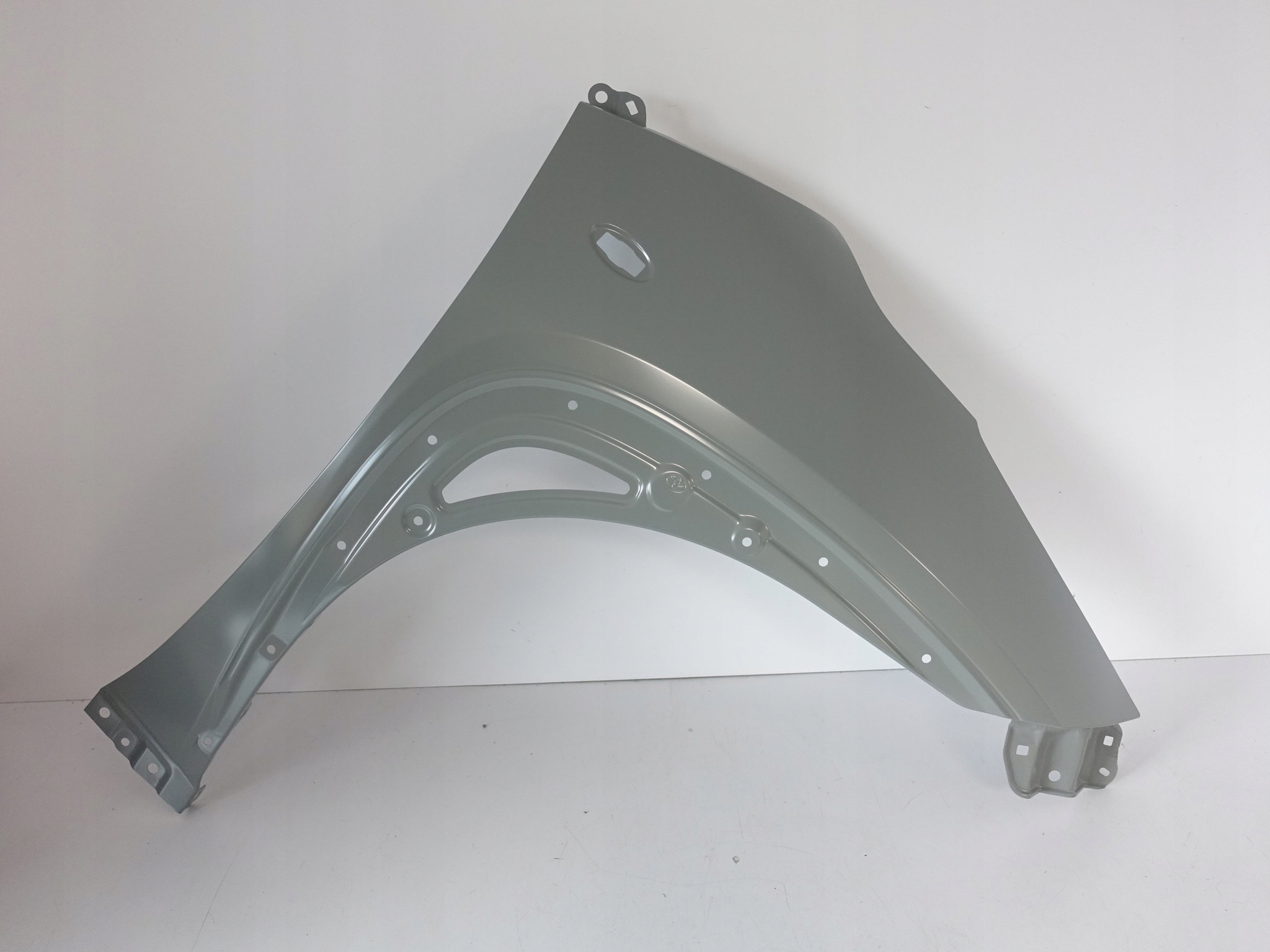 TOYOTA AYGO X 21- fender right front new ORG