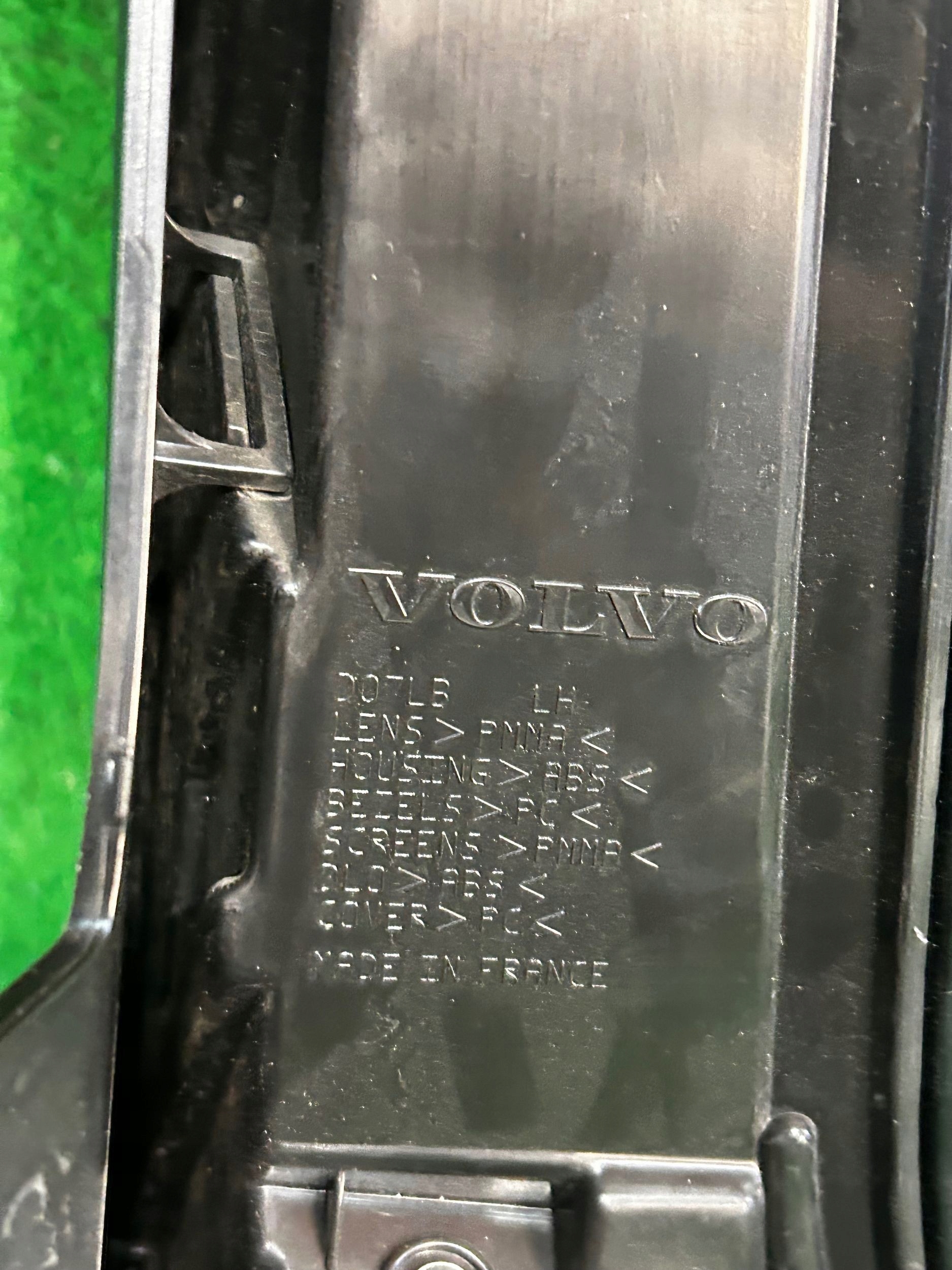 light rear part rear left VOLVO V90 LIFT 32337133