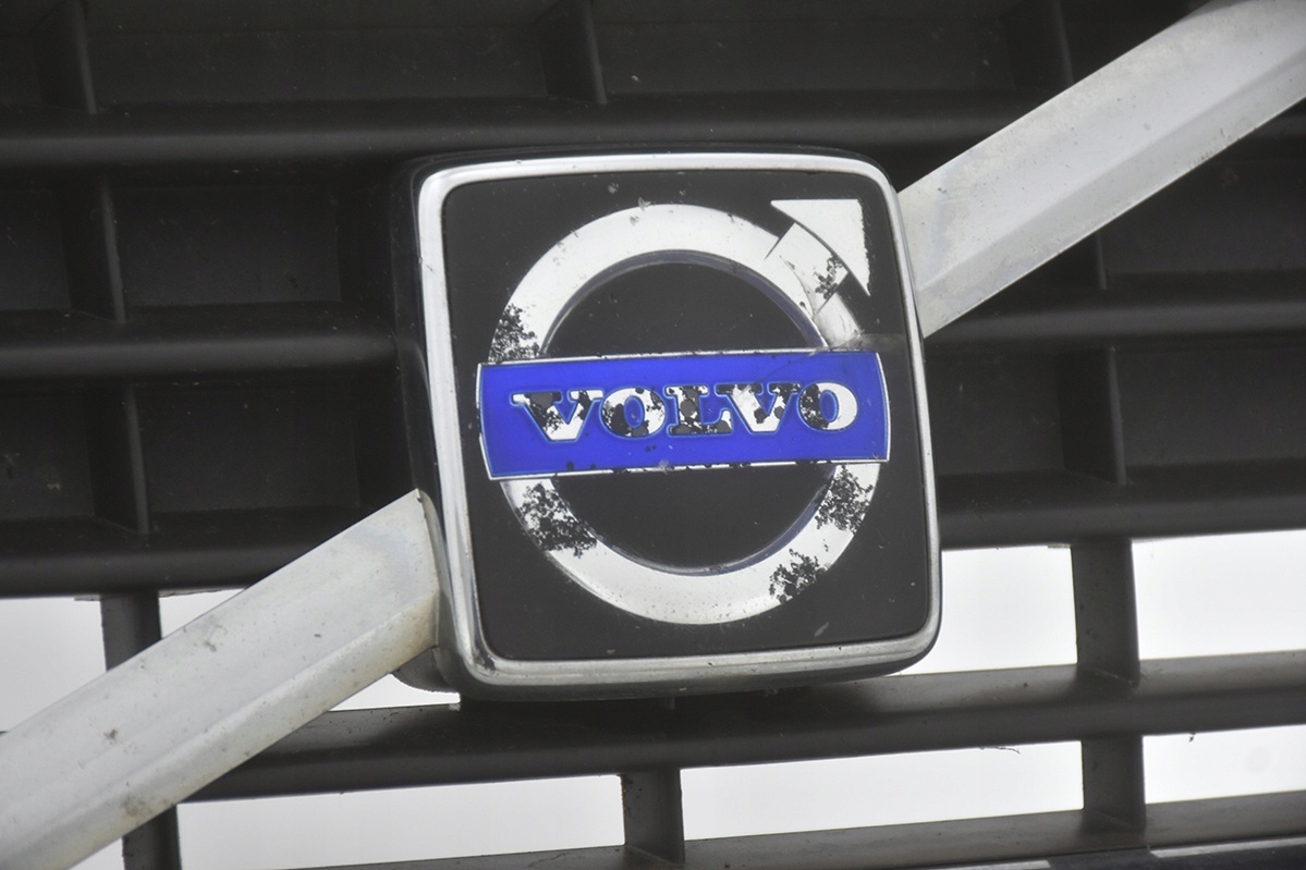 front bumper * front VOLVO V50 LIFT S40 II 426-26