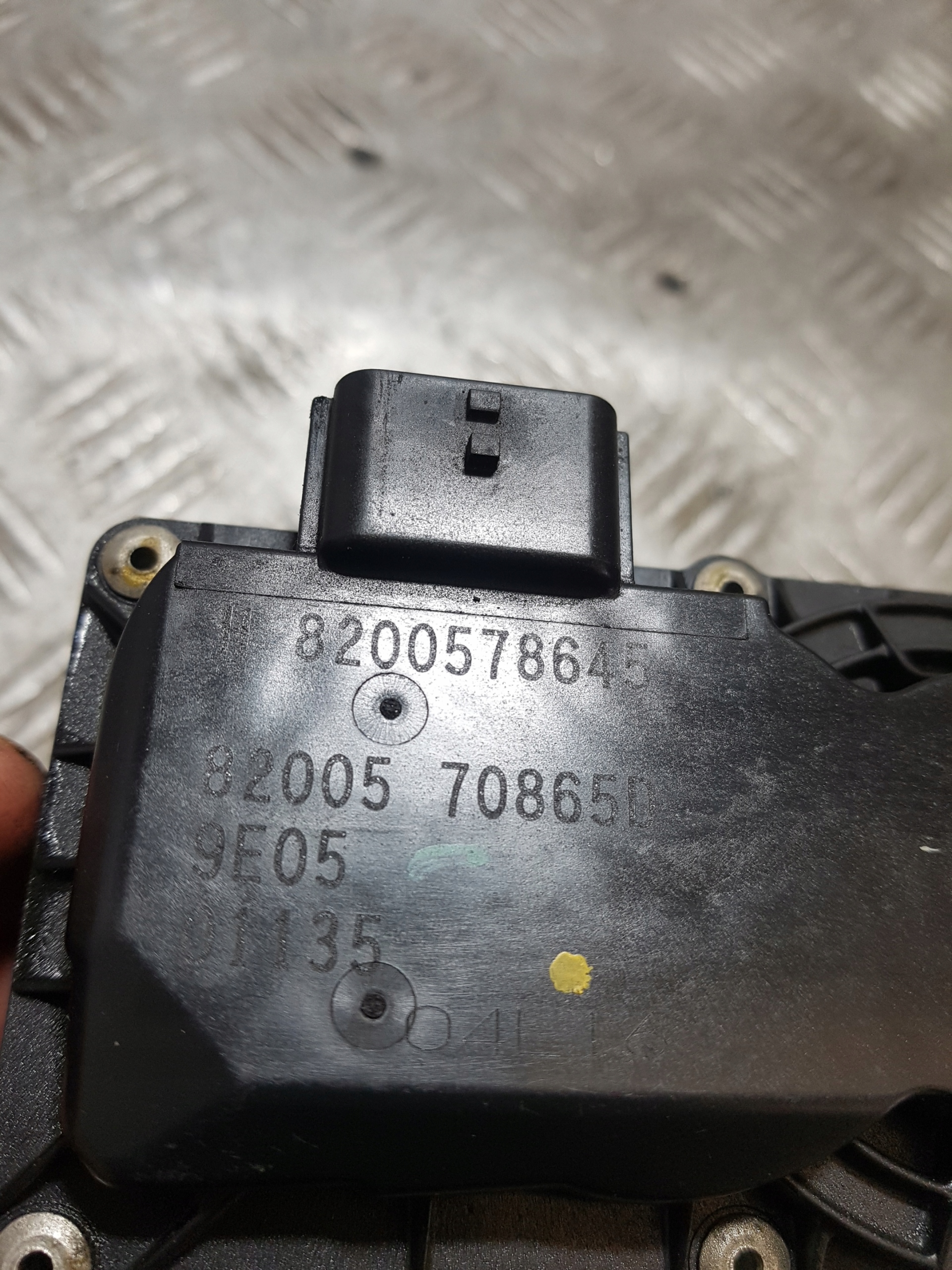 throttle flap RENAULT CLIO 3 1.2 B 8200578645