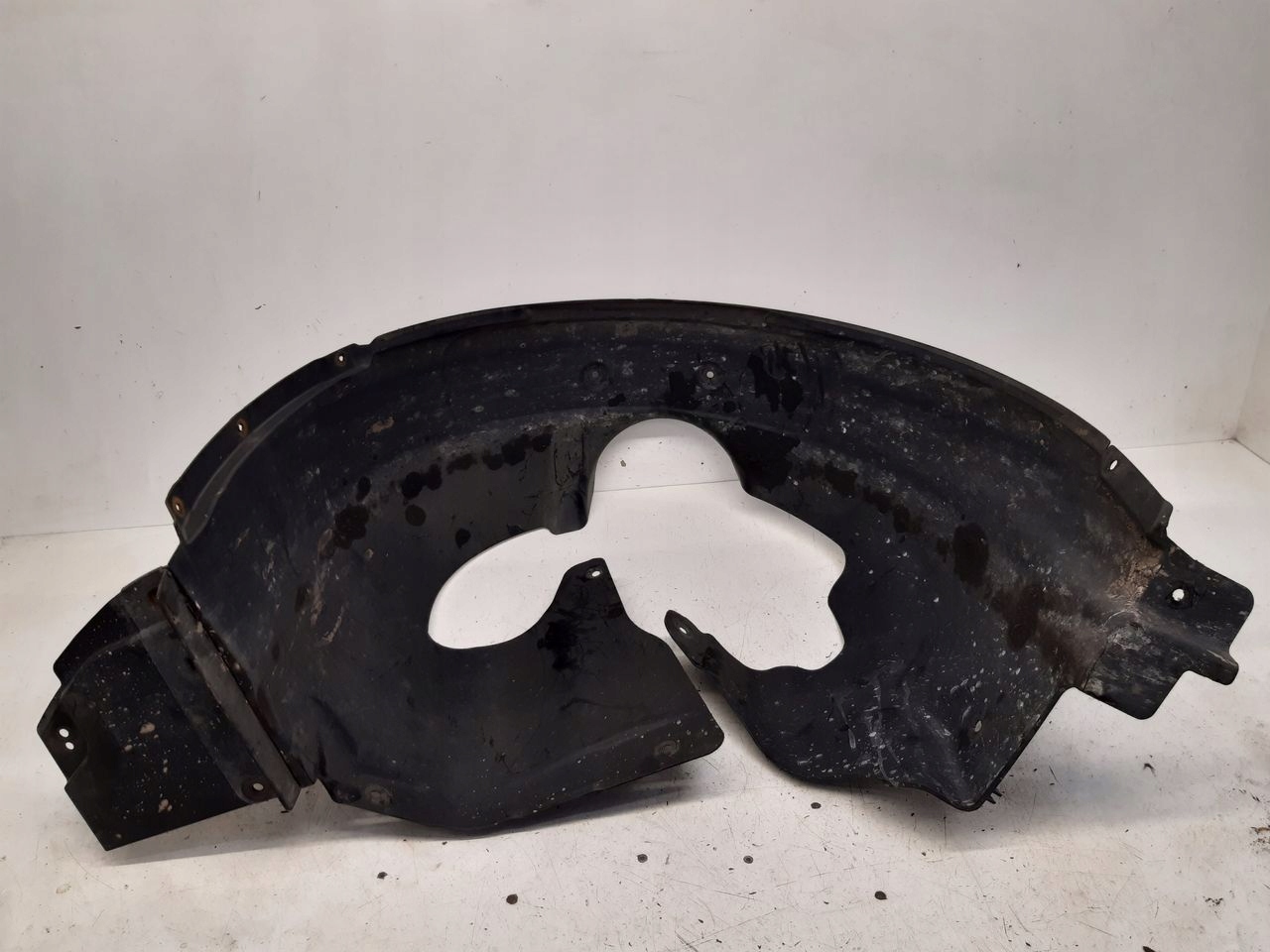 mudguard front front left Chevrolet Cruze 1,6 16V sedan