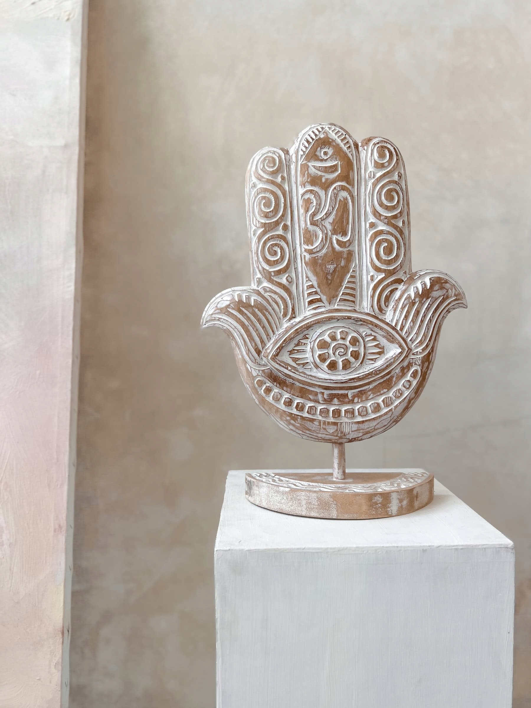 Handmade Stojící dekorace z Exotického dřeva ve stylu Boho Ruka Fatimy