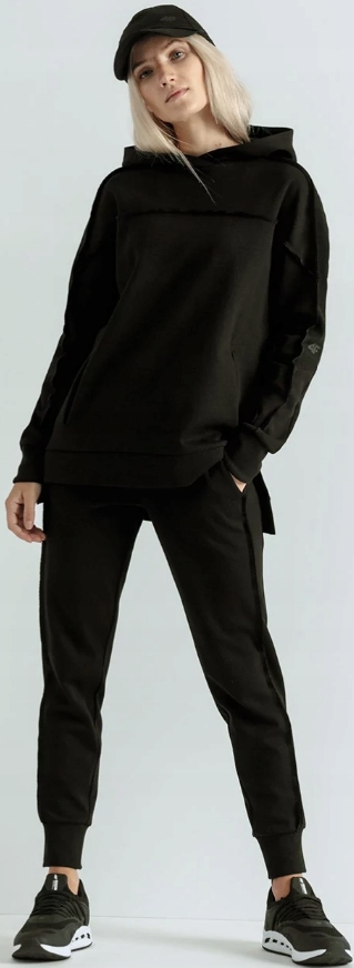 

4F Bluza z Kapturem Anna Lewandowska BLD000> Xs