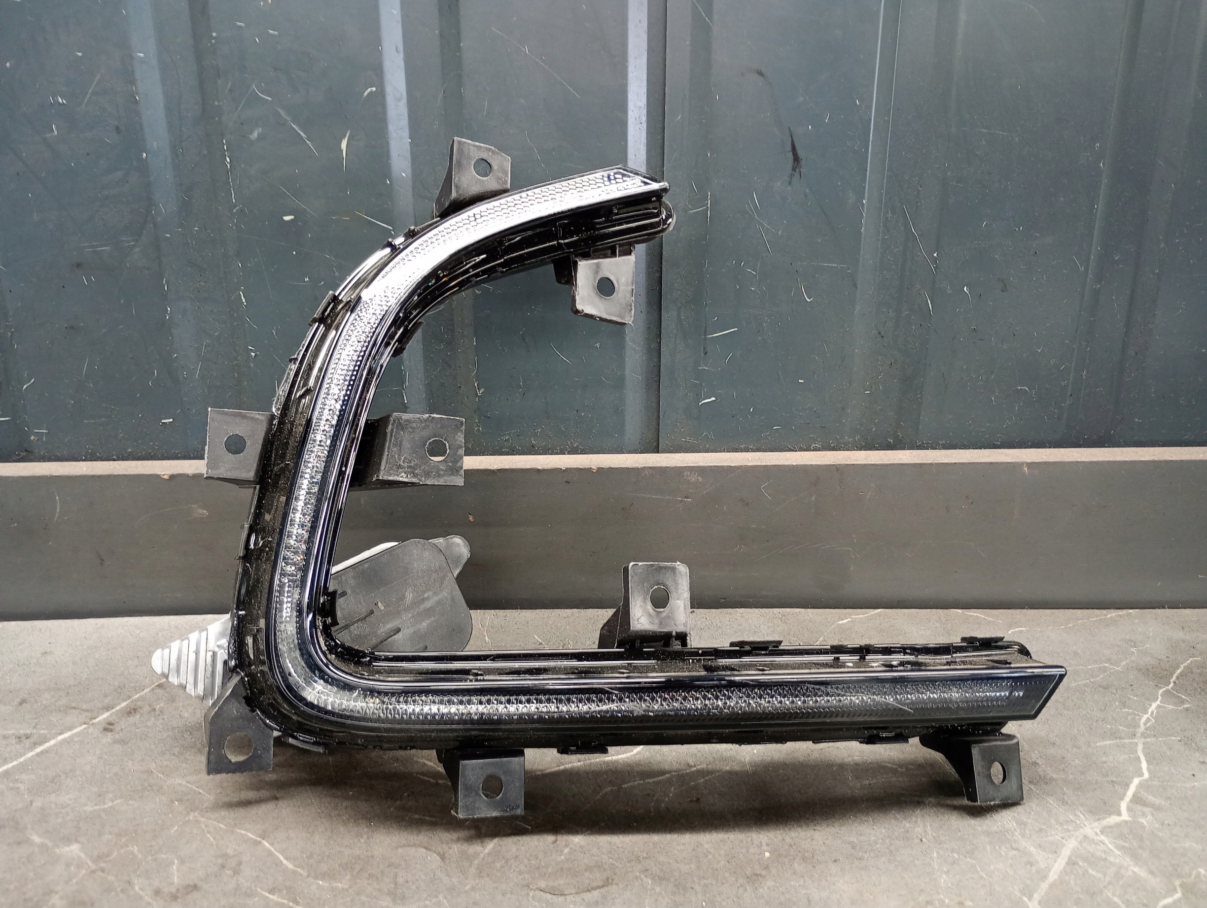 12e941055b левый перед led vw