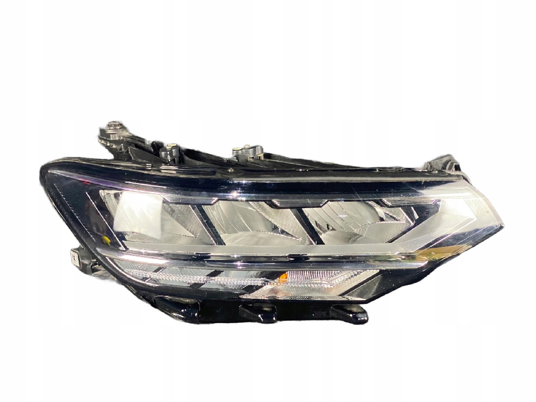 vw PASSAT B8 рестайлинг фара full led правая 3G1