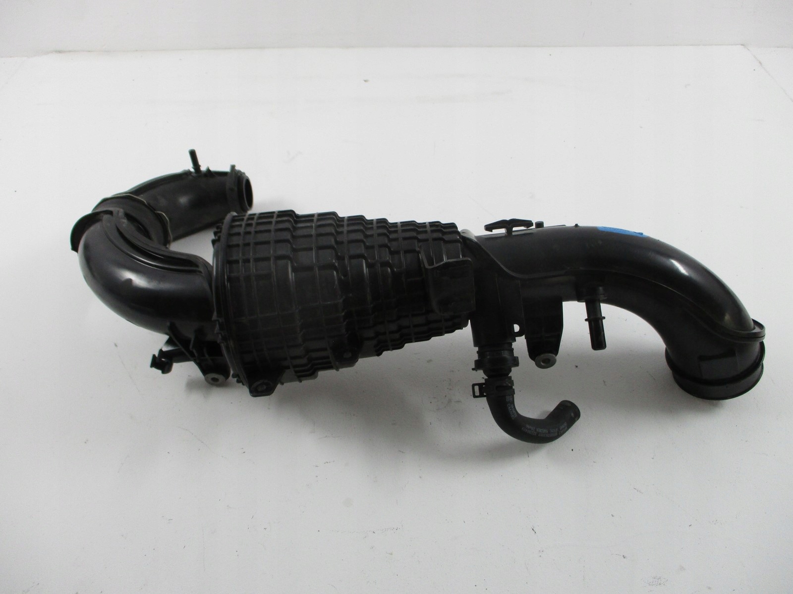 trouba přívod vzduchový VOLVO XC40 20R 32222145