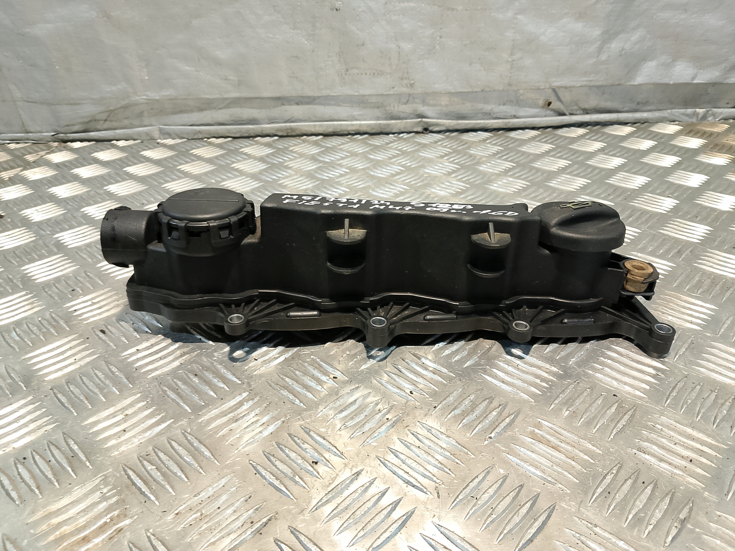 FORD FIESTA MK7 VII 1.6 D Abdeckung der Ventile 9660281080