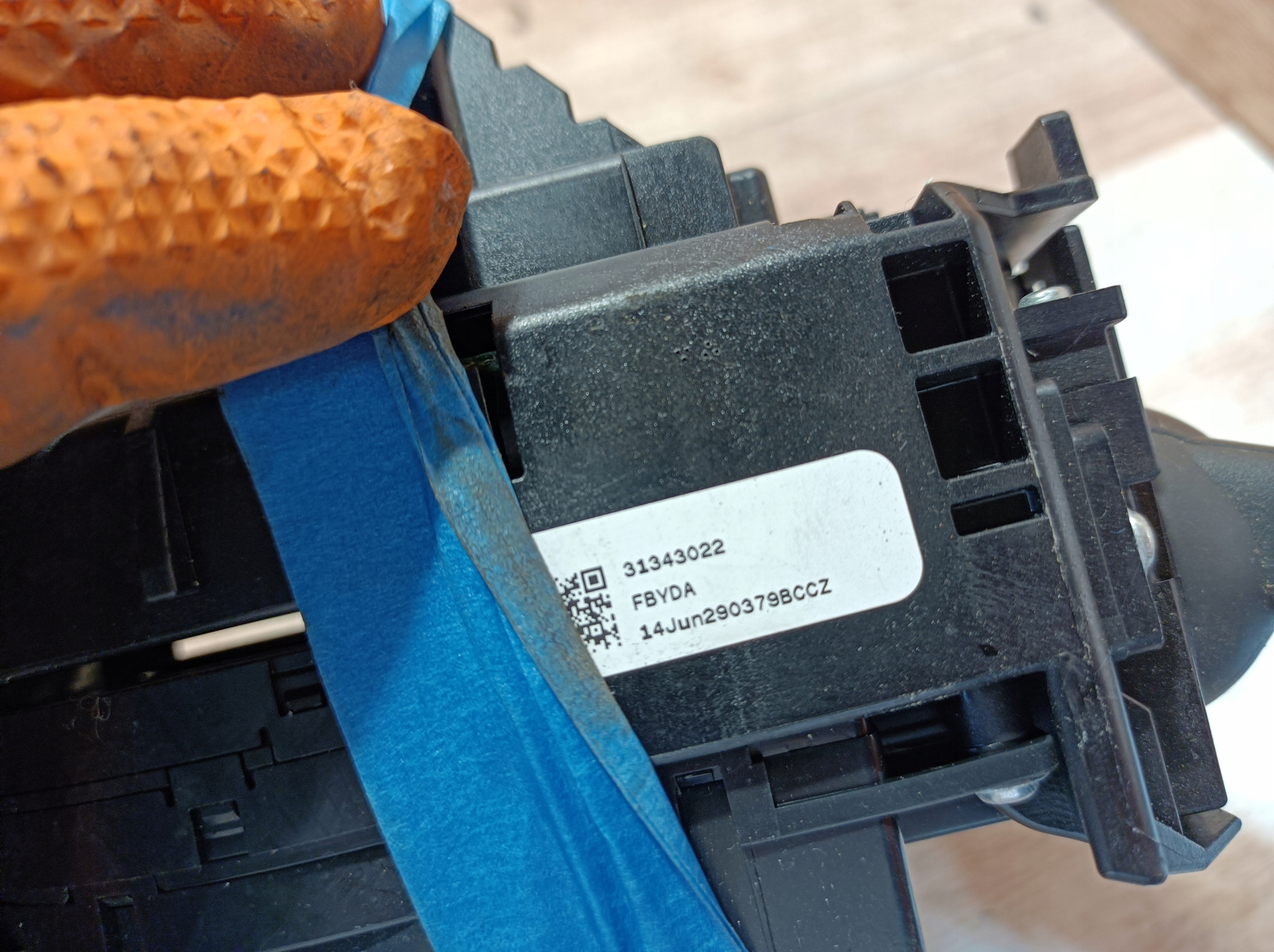 DEVIO LUCI TERGICRISTALLO TERGI VOLVO V40 II 31343022