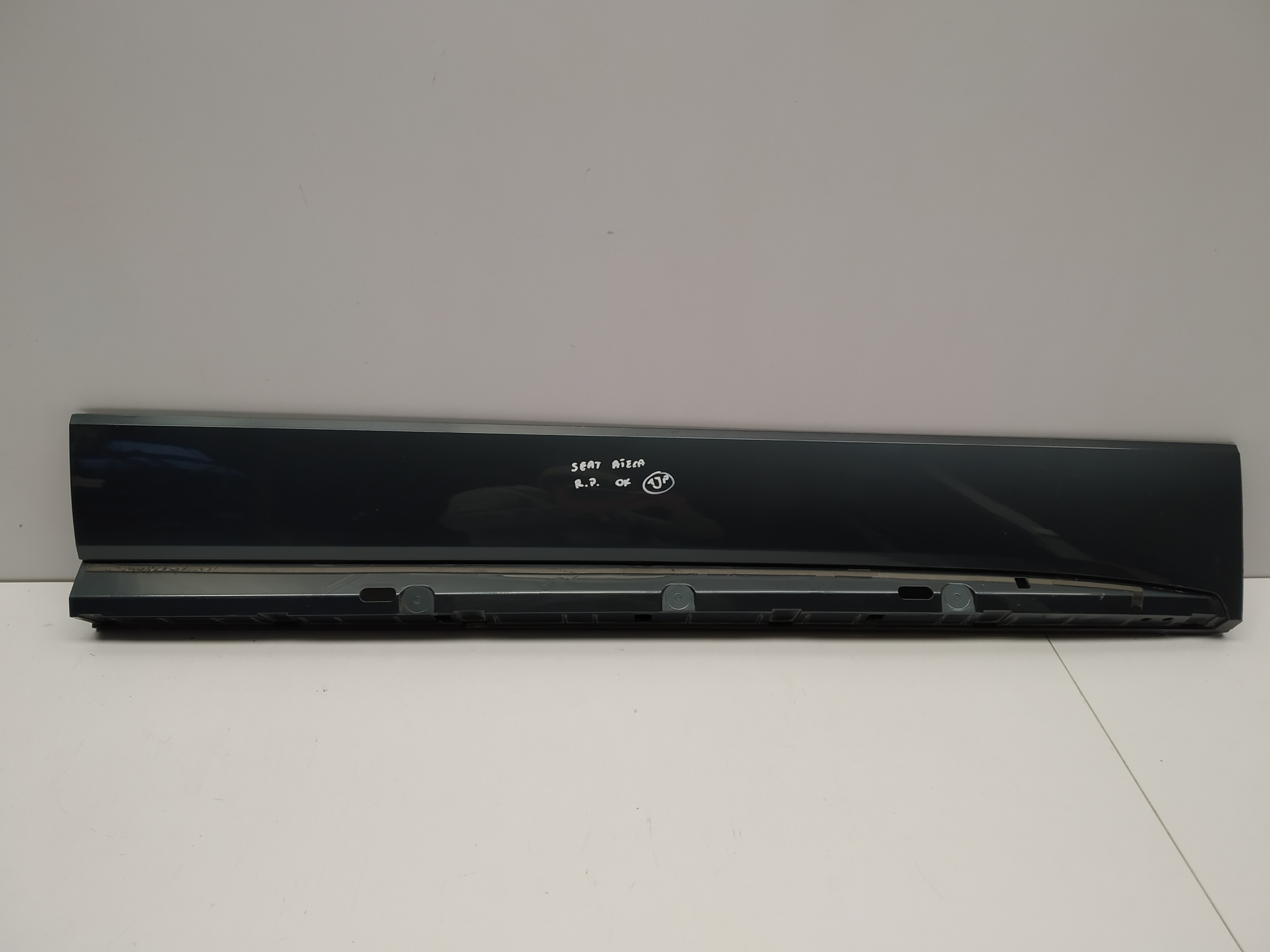 Seat Ateca FR moulding door front right cap