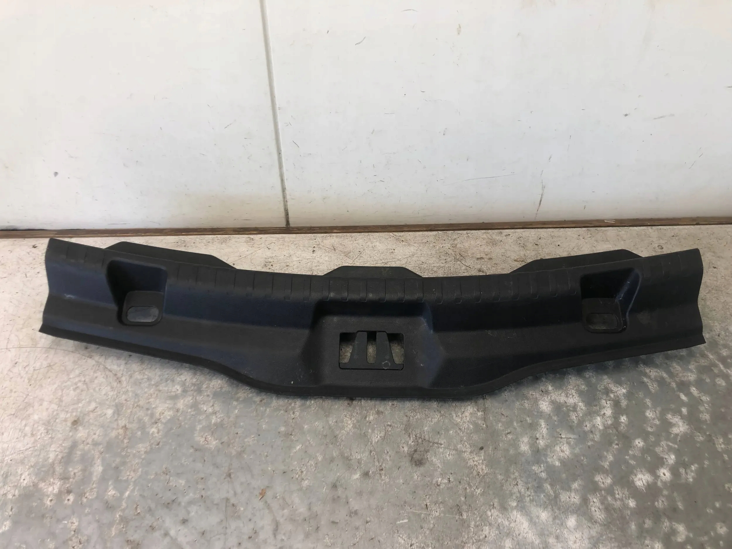 OSŁONA PROGU BAGAŻNIKA FORD S-MAX MK2 EM2B-R406A64-B