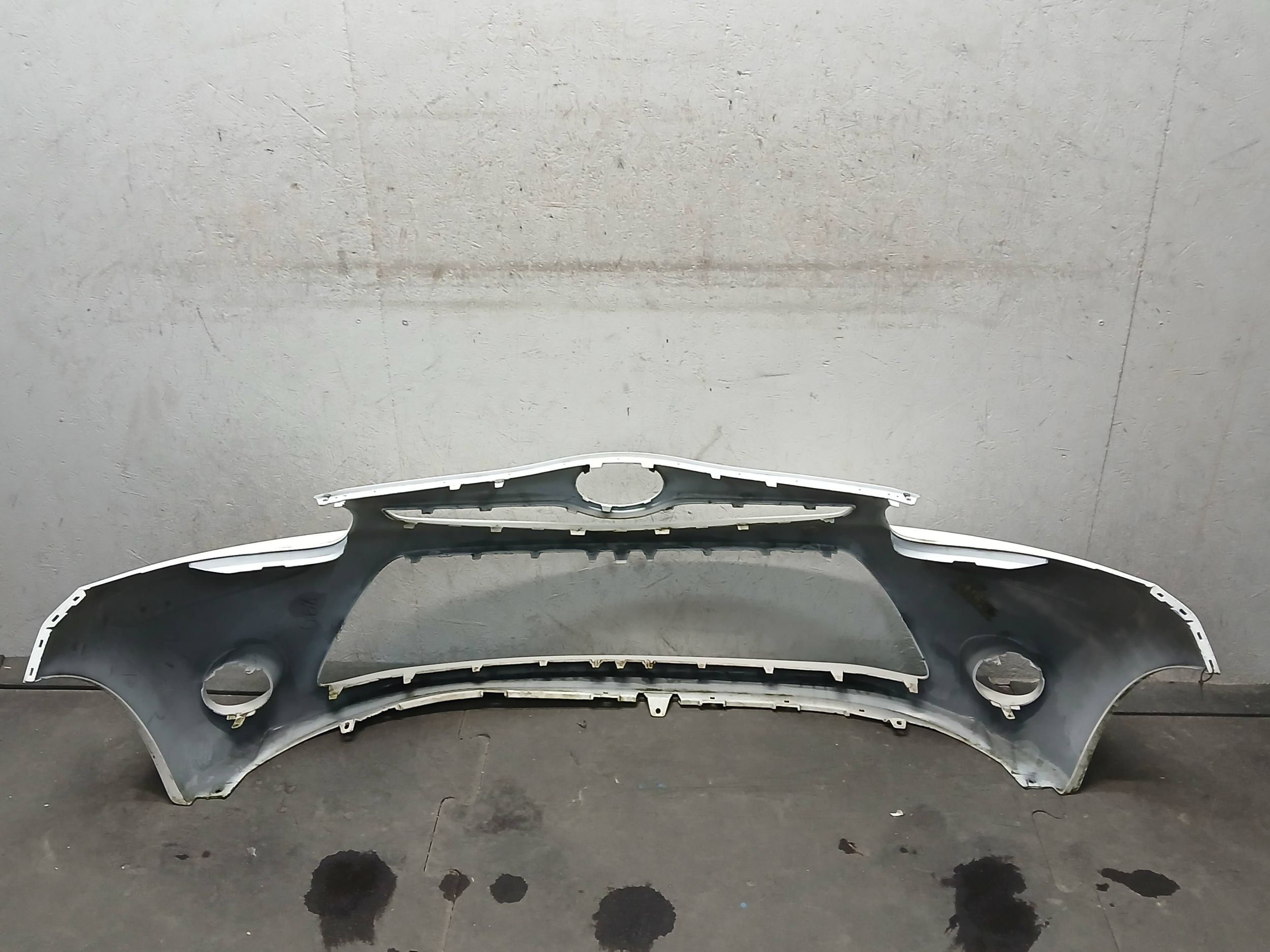 bumper front TOYOTA AYGO and 1 LIFT 12-14