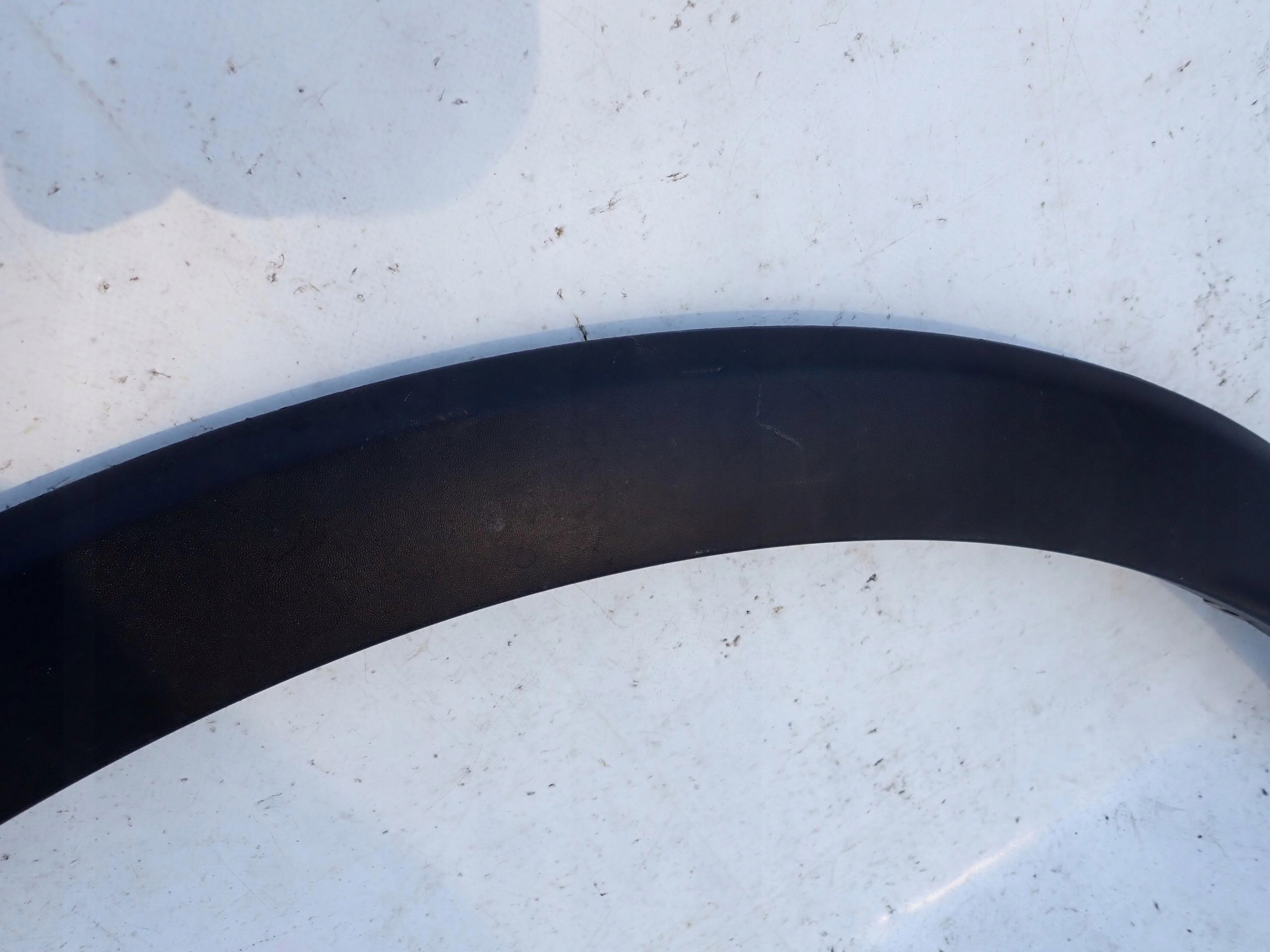 RENAULT CAPTUR and 1 13-19 moulding cap left rear part