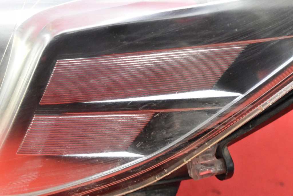REFLEKTOR left light front lens XENON EU 100-20064 SUBARU OUTBACK 4 IV