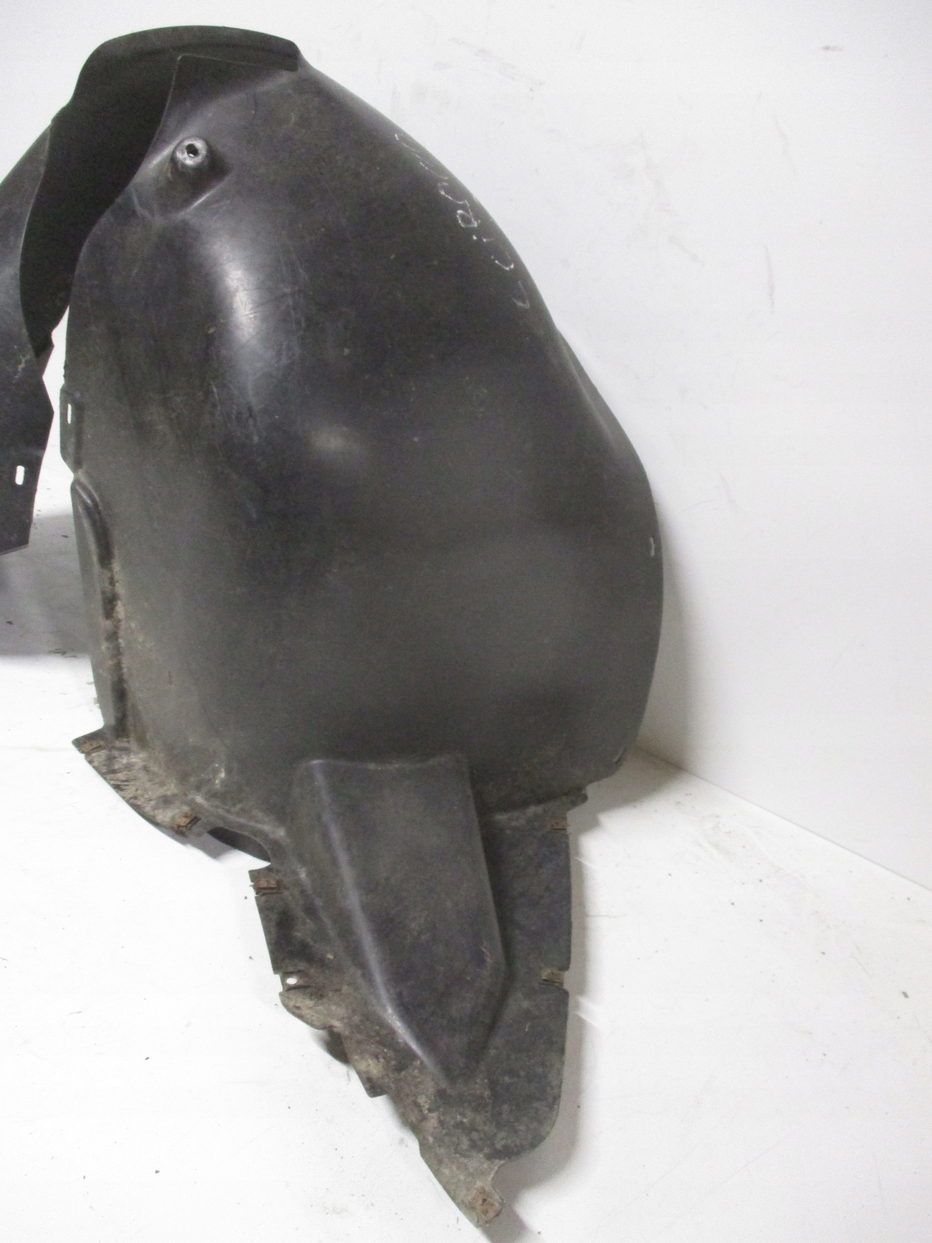mudguard left front VW SCIROCCO 1K8805911A