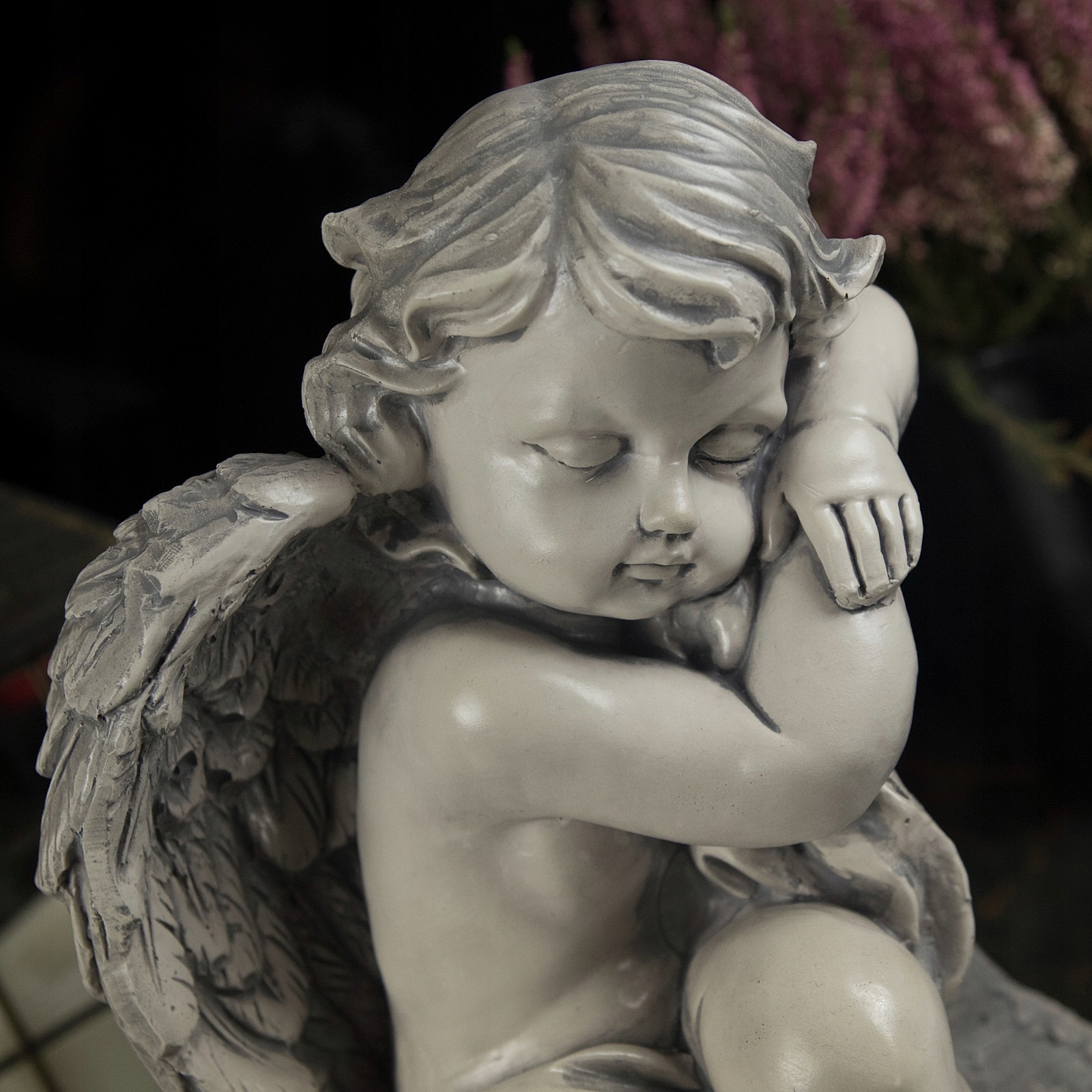 DUŻY SZARY ANIOŁ GIPSOWY + ŚWIECA FIGURKA NAGROBNA Podstawka pod ZNICZ Typ led