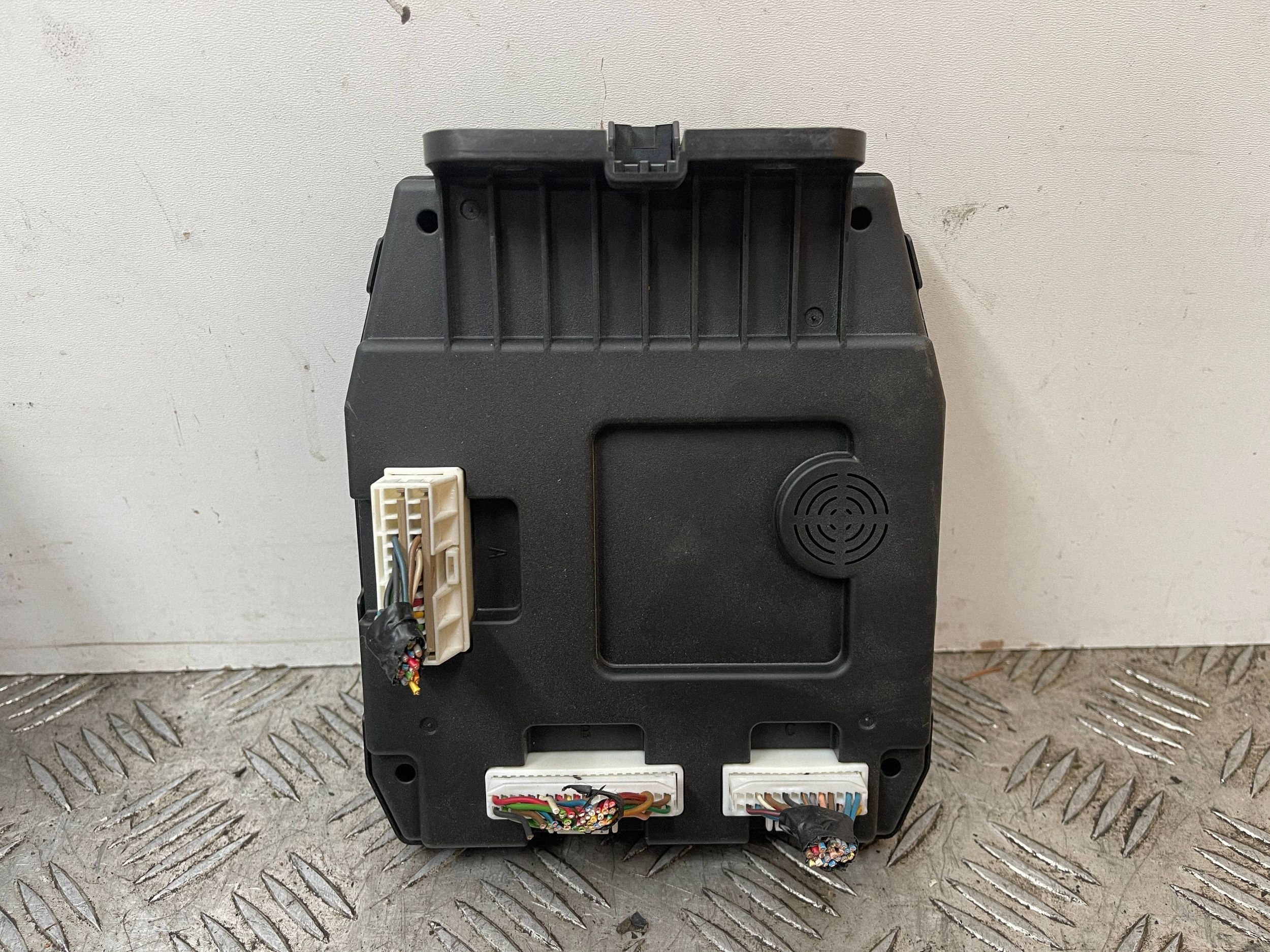 module BCM KIA VENGA 09- 95400-1P112