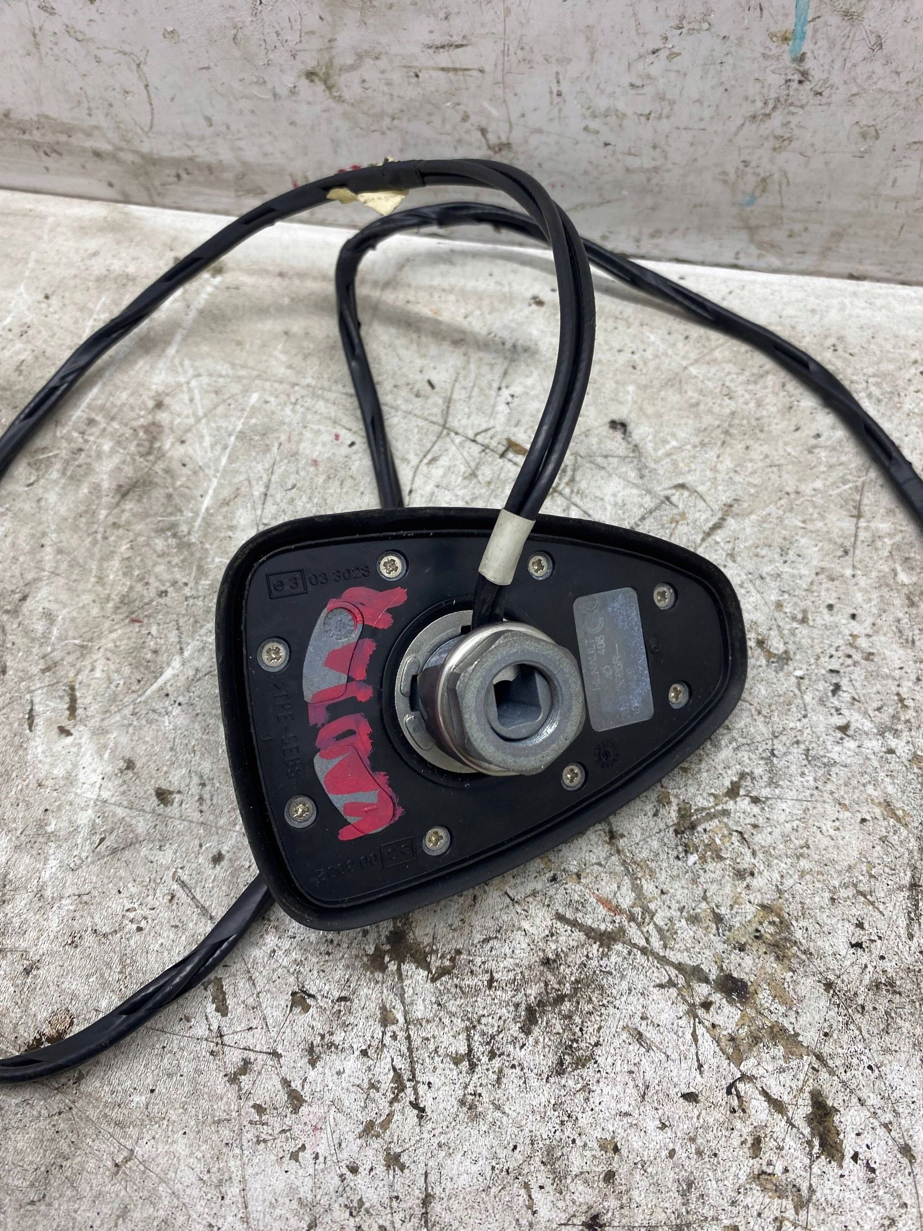 RENAULT KADJAR Antenne Toit RADIA Navigation GPS 282173596R