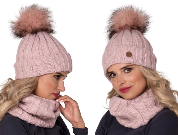 

Komplet Czapka na polarze z kominem tuba K7