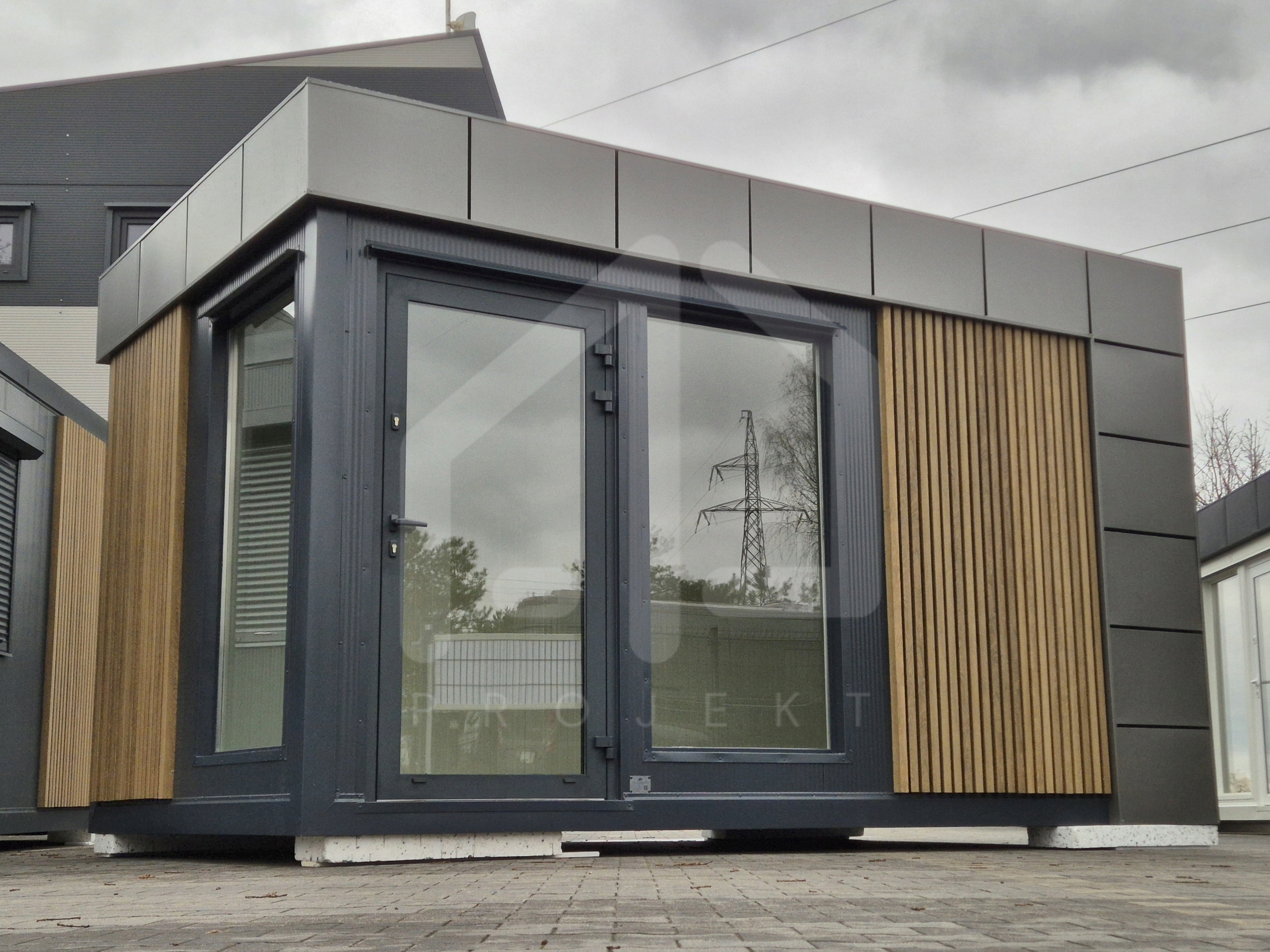 PAWILON HANDLOWY DOMEK MOBILNY KONTENER 4,75m x 2,85m