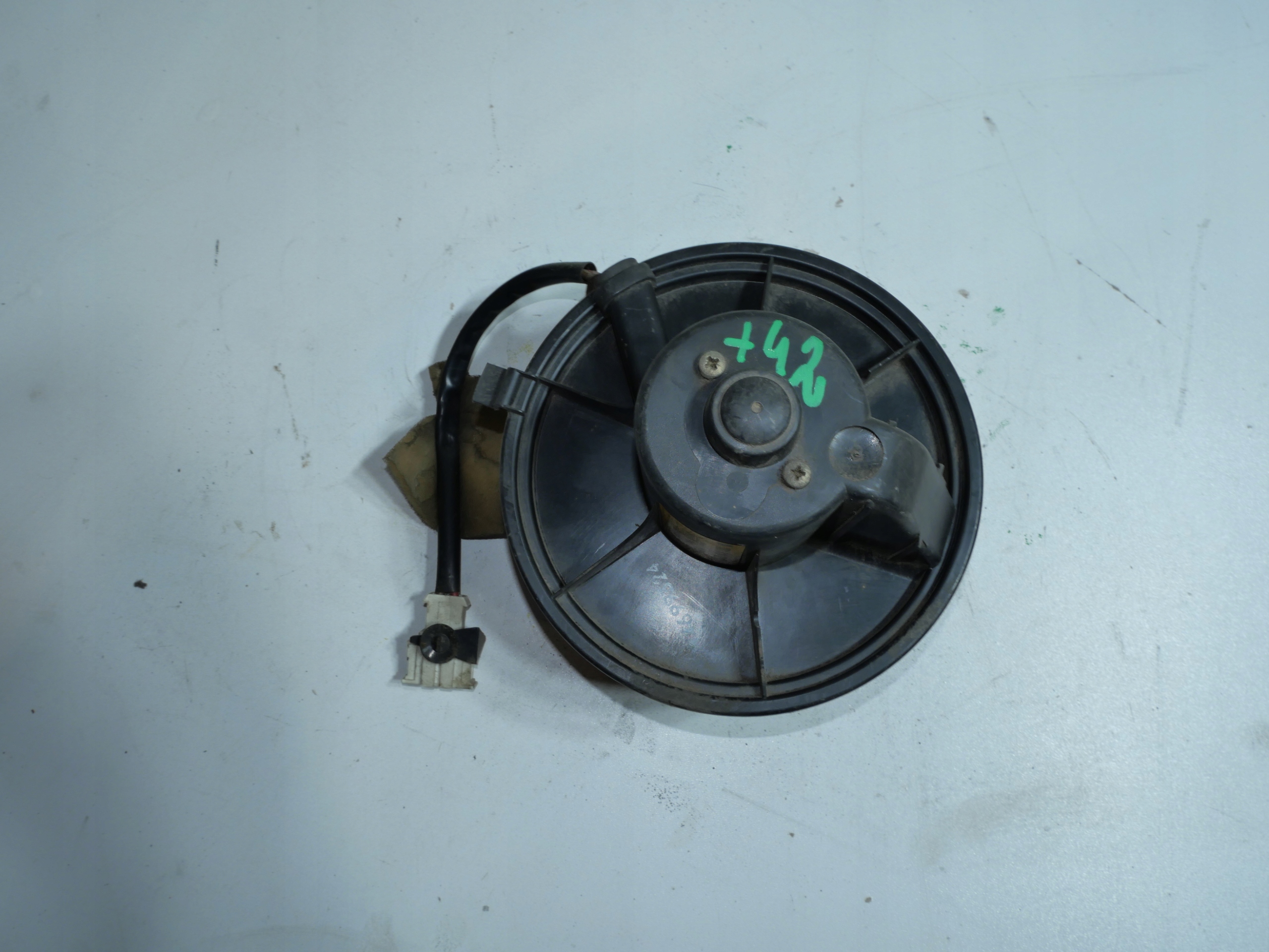 Lüfter DMUCHAWA VW T4 701819021B