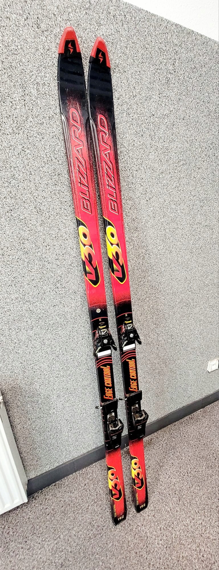 Narty Blizzard V30 (92/24)