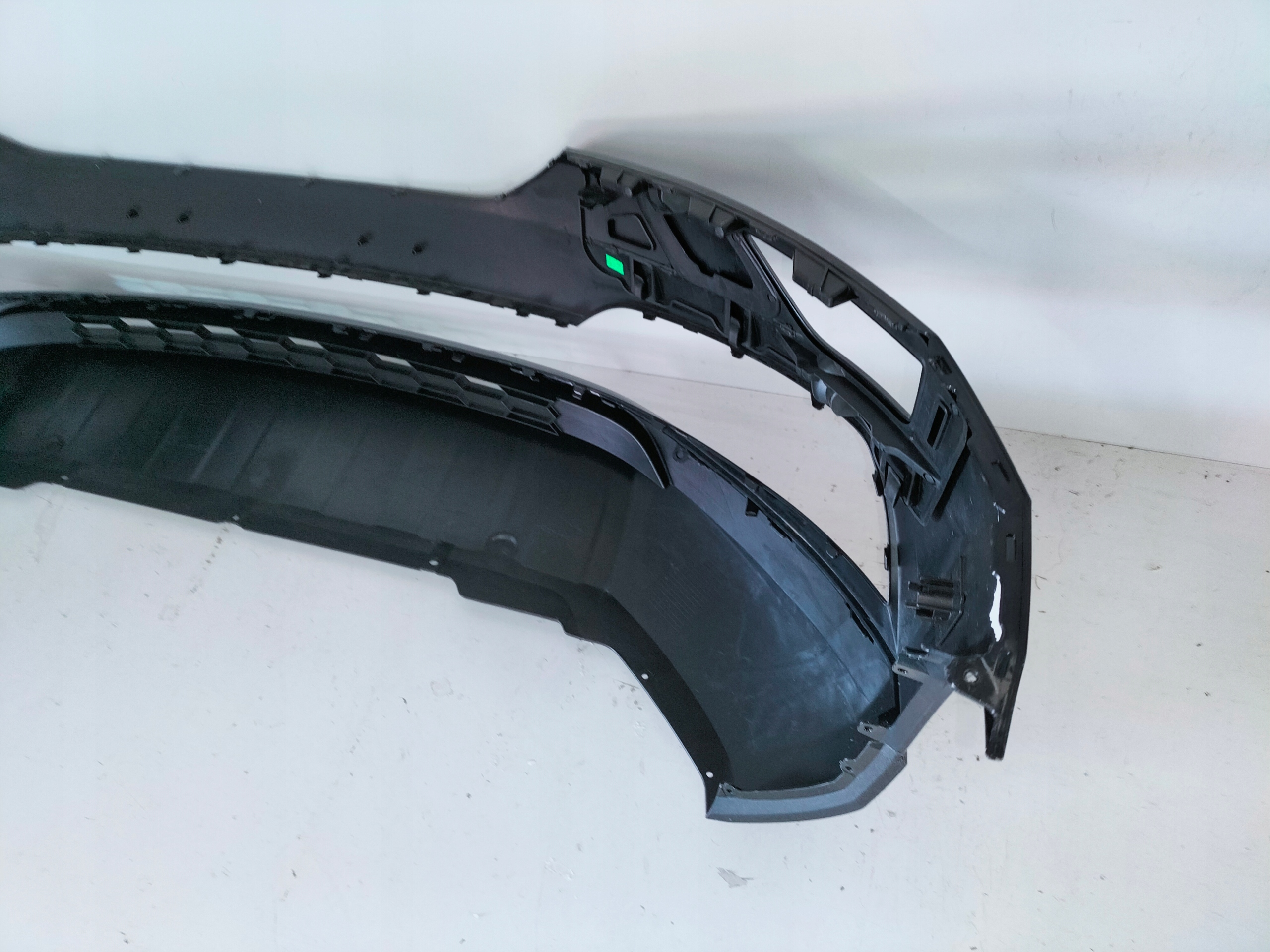 FRONTSTOSSSTANGE VORNE SKODA KAROQ 17