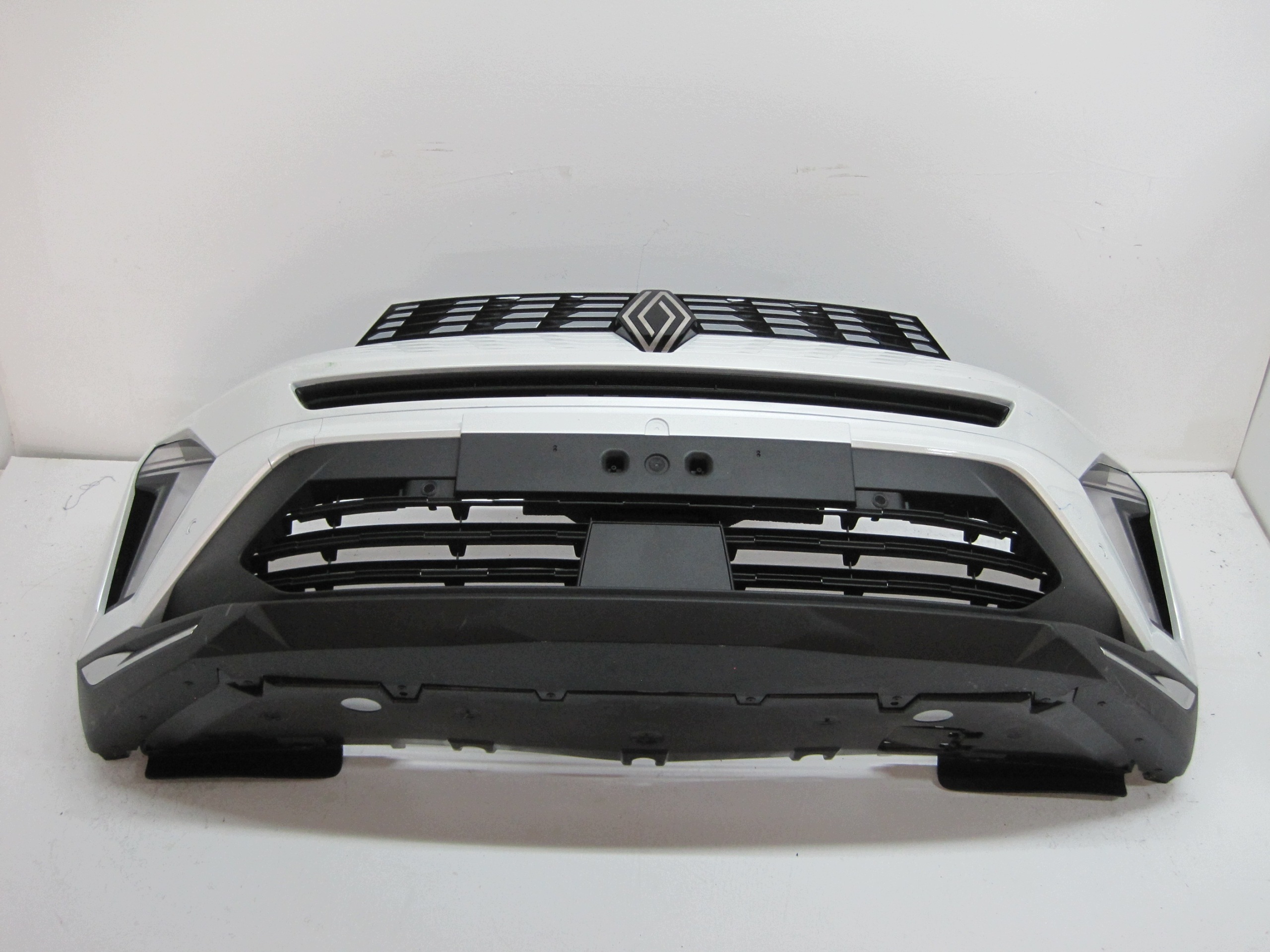 bumper RENAULT SYMBIOZ 6 PDC front front
