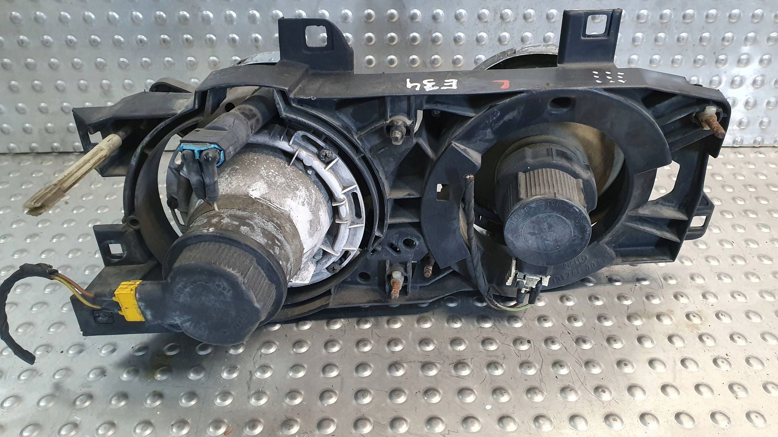 světlo předek levá BMW 5 E32 E34 86