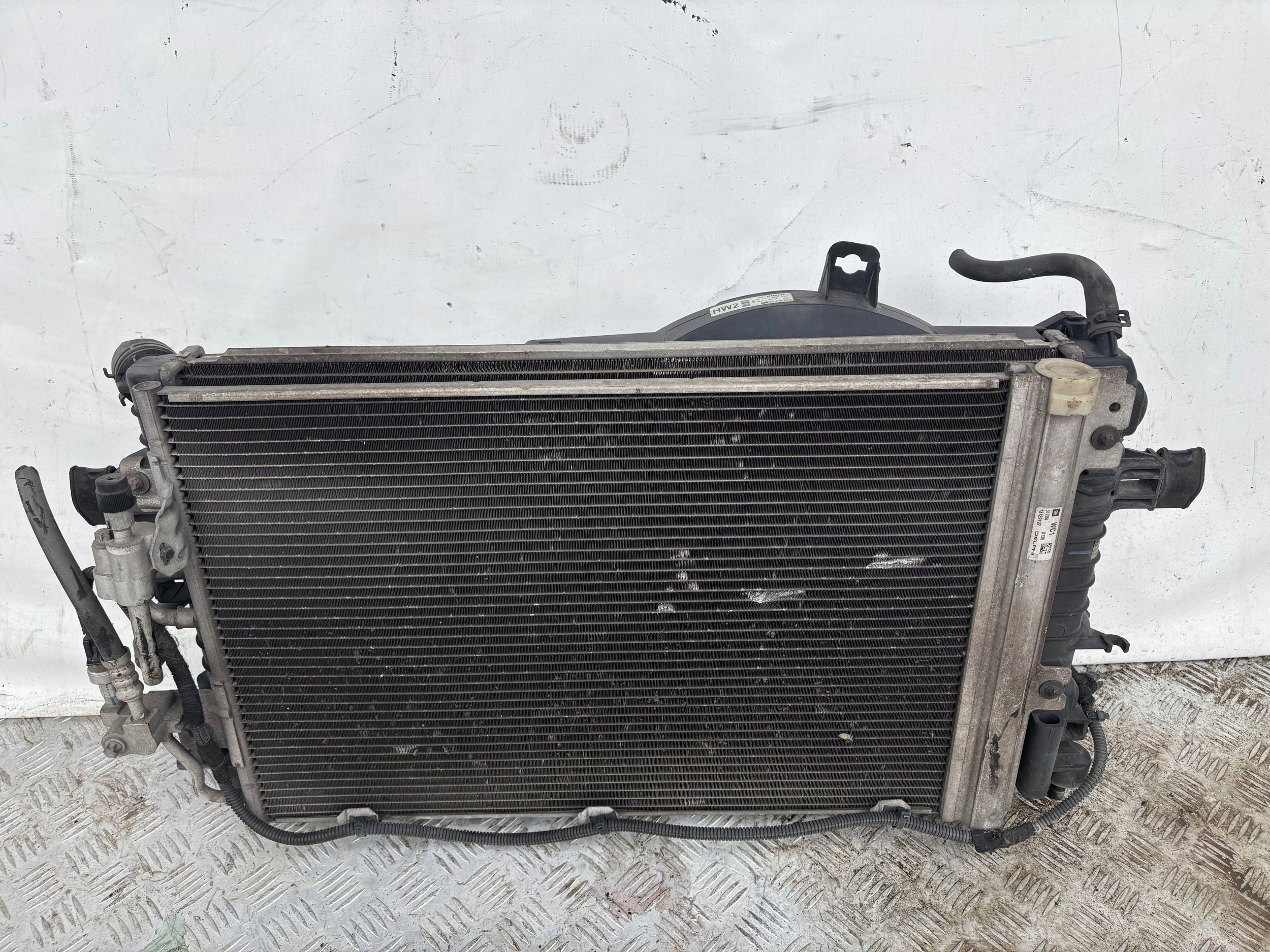 chladič chladiče ventilátor OPEL ASTRA H 3 1.6