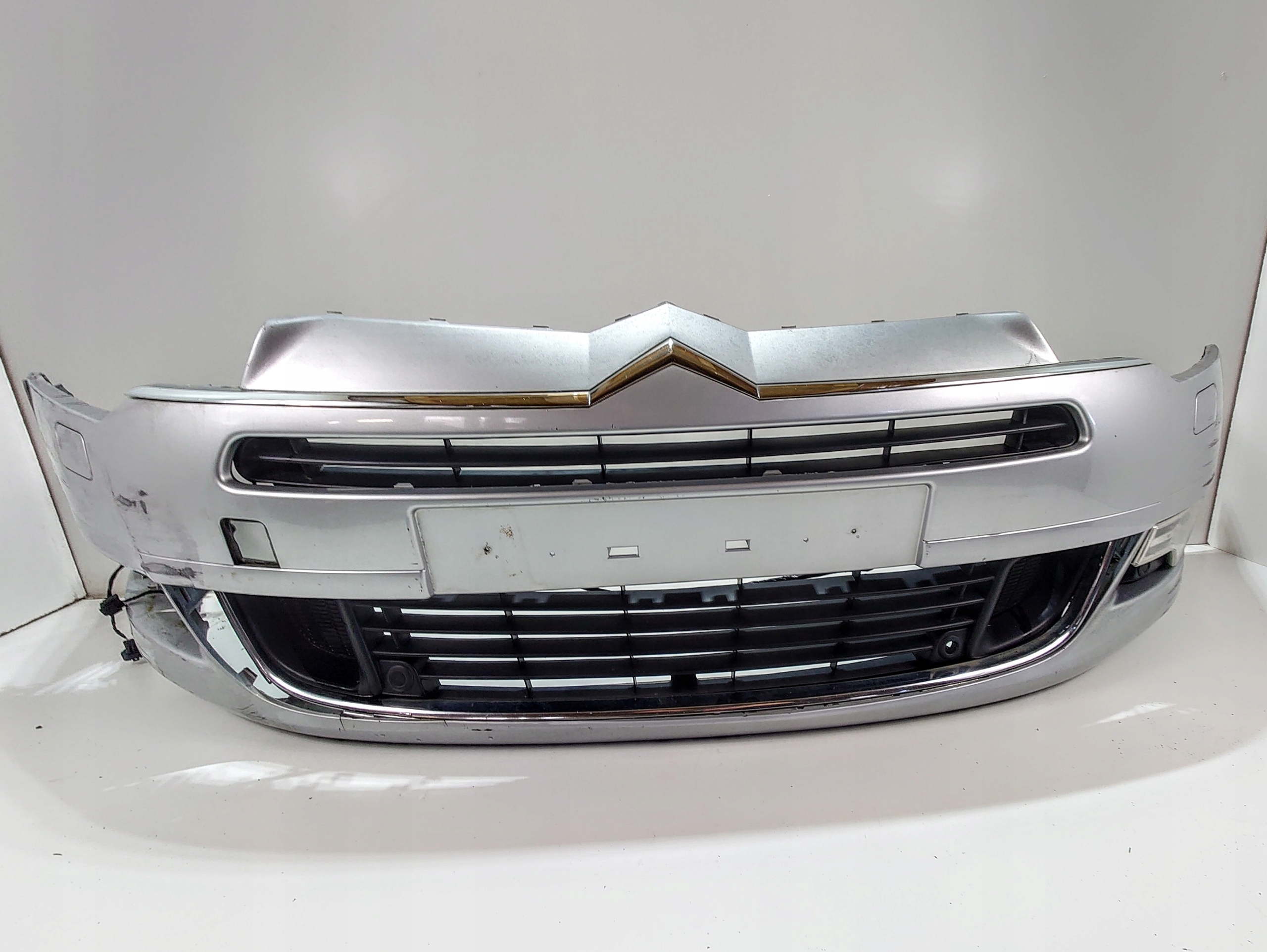 ZDERZAK PRZEDNI CITROEN C5 X7 III PDC