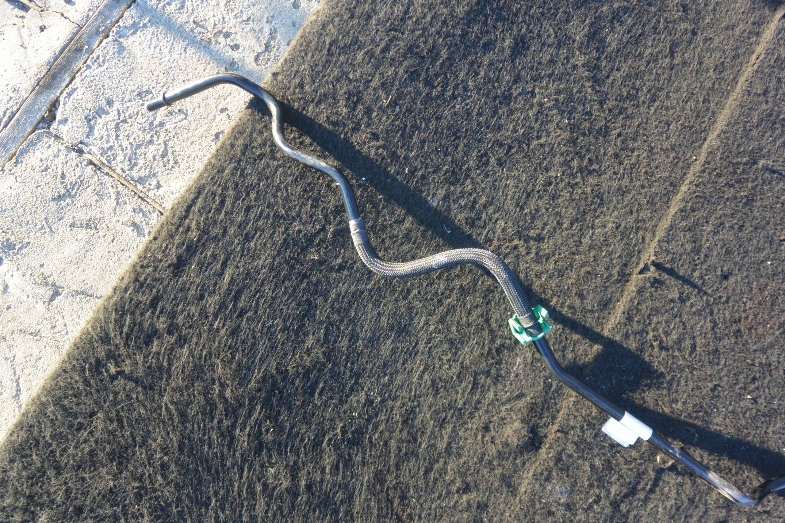 FUEL LINE 3.0B QUATTROPORTE GHIBLI LEVANTE
