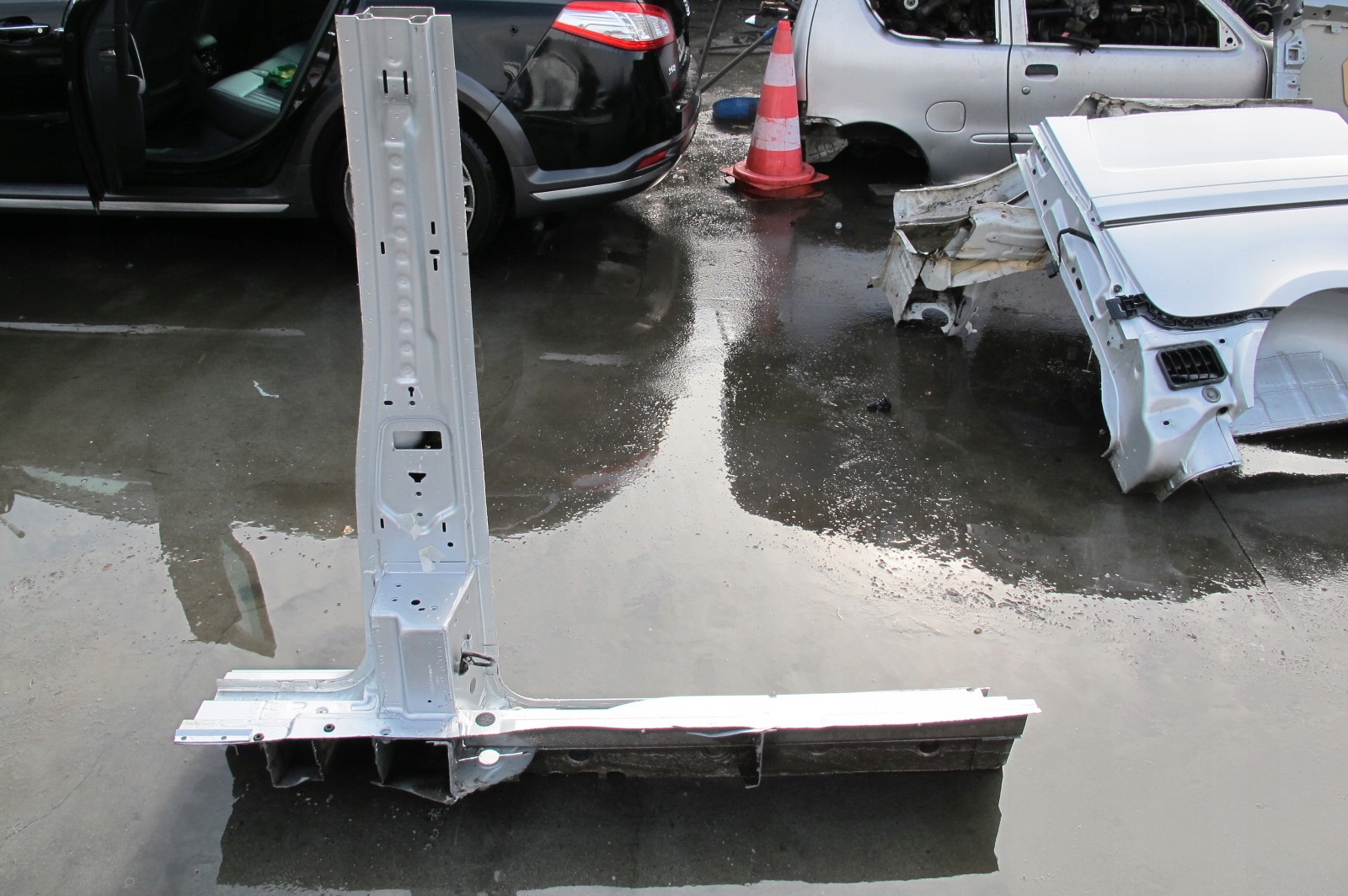 MERCEDES VITO 3 III W447 LIFT 447 threshold pillar central right