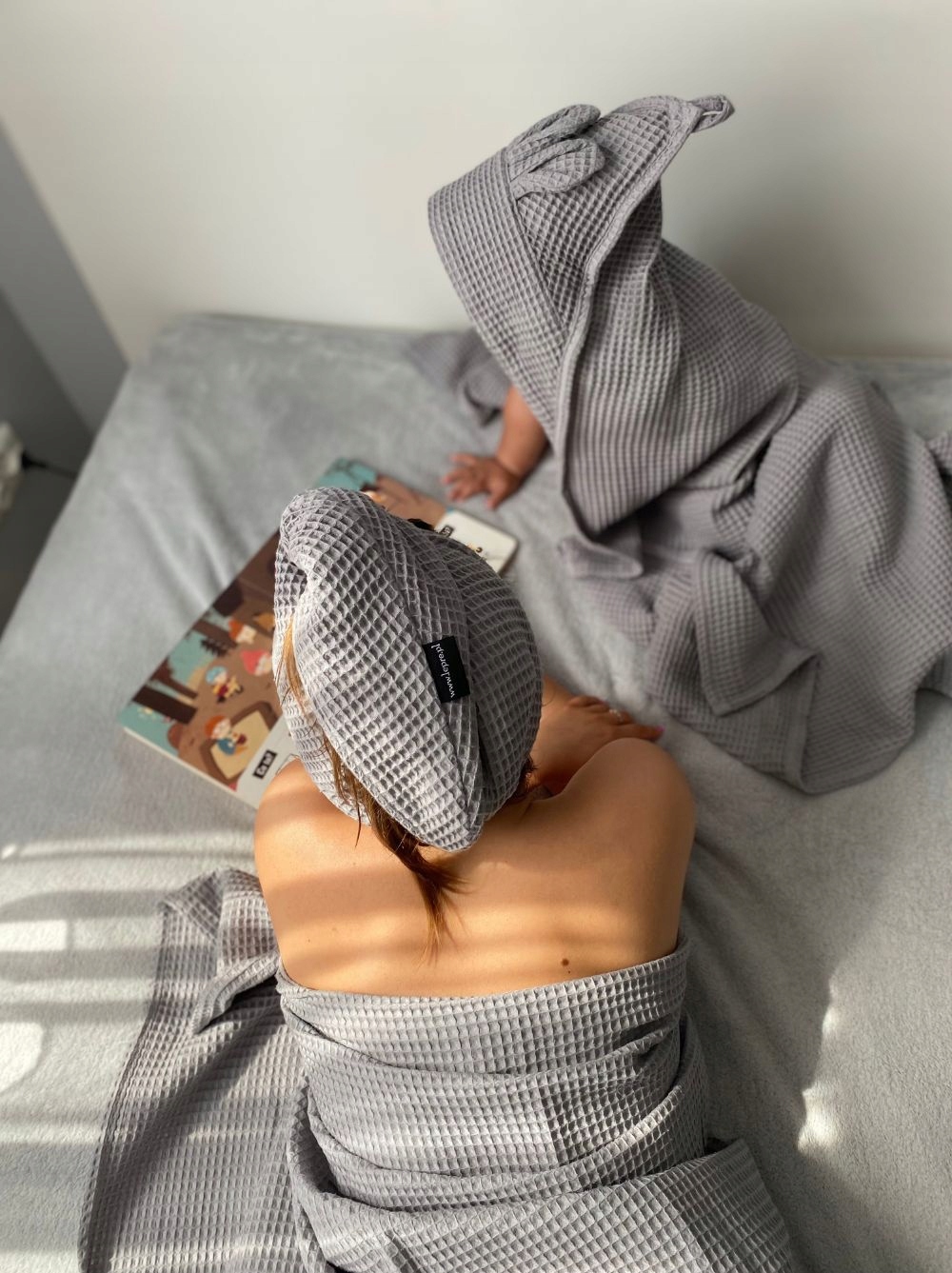 Ręcznik na głowę turban do suszenia włosów bawełna różowy Cechy dodatkowe zapięcie na guzik