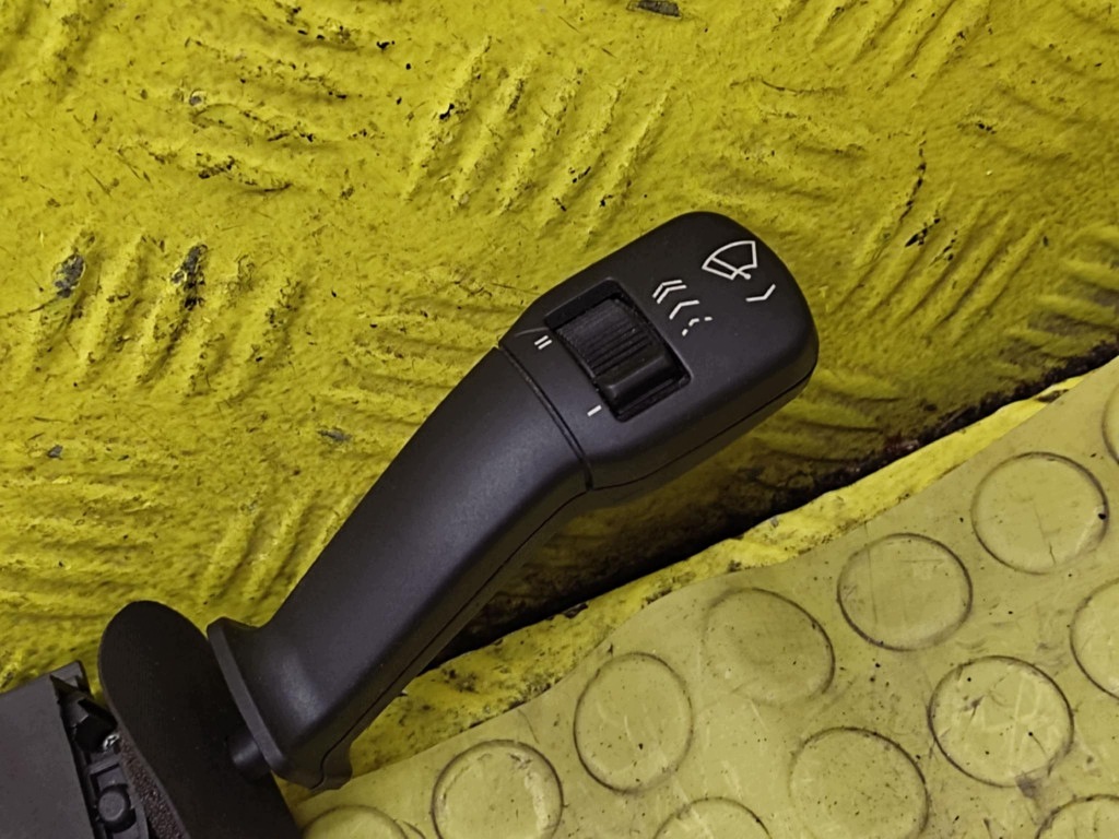 BMW E39 commande levier commodo sous volant