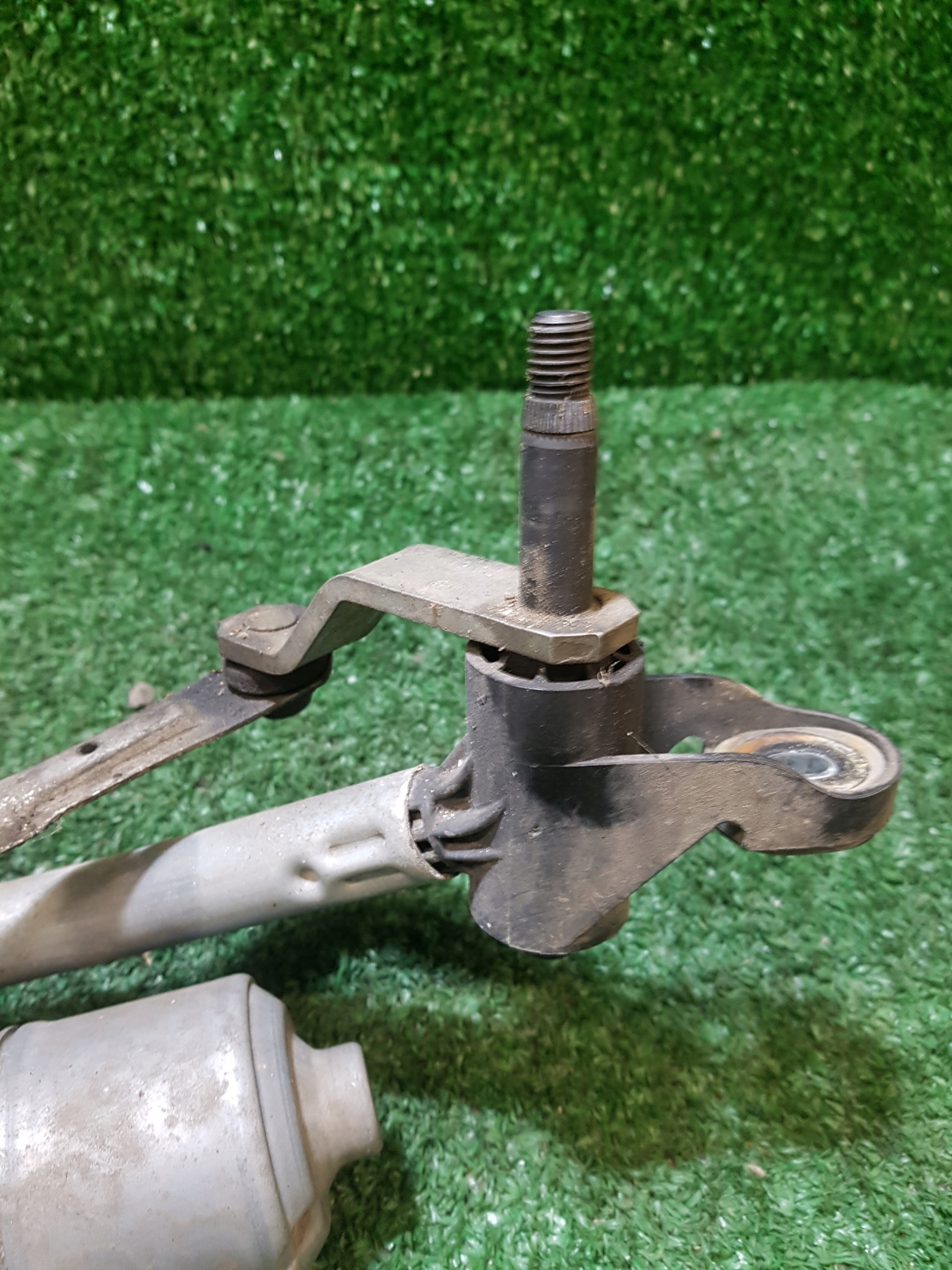 wiper mechanism front RENAULT TWINGO 2 0390241541