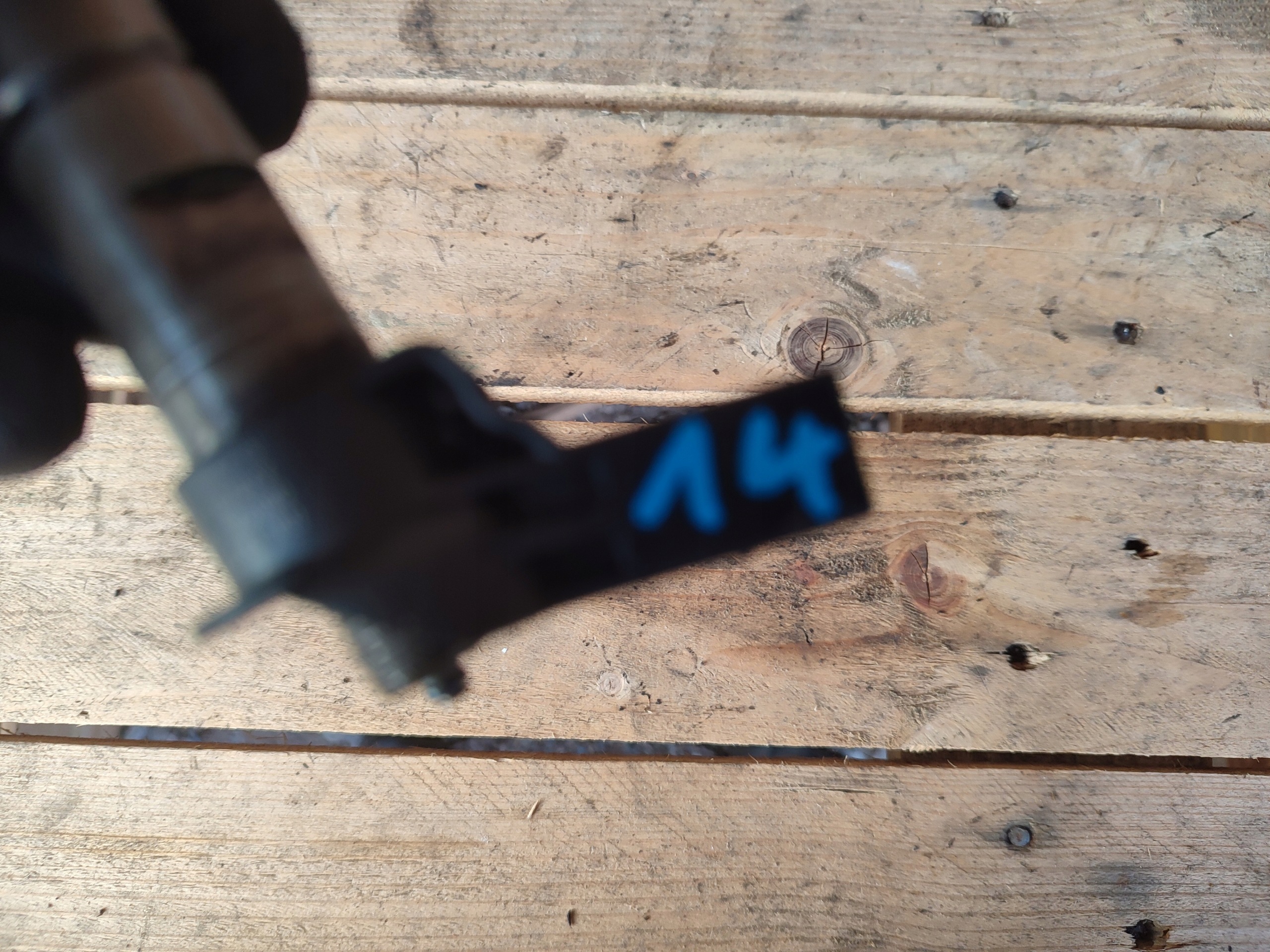 injector nozzle Audi A4 B8 2.0 TDI 03L130277
