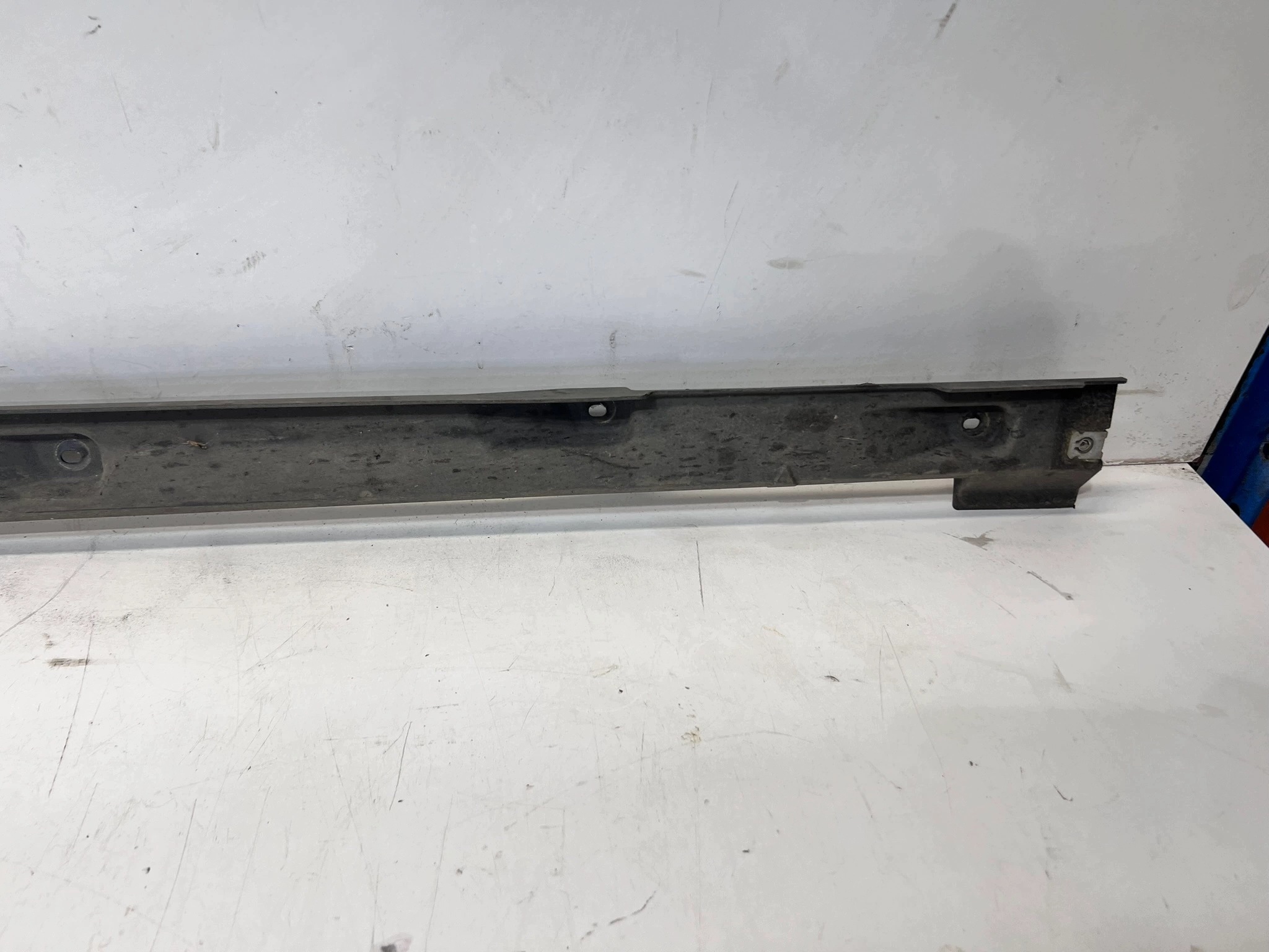 moulding threshold left AUDI Q4 E-TRON SPORTBACK 89A825211